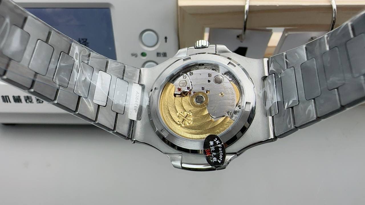 百达翡丽鹦鹉螺5711系列/蓝盘钢带款/40mm*8.3mm/Cal.324全自动一体机械机芯😍💯🤍