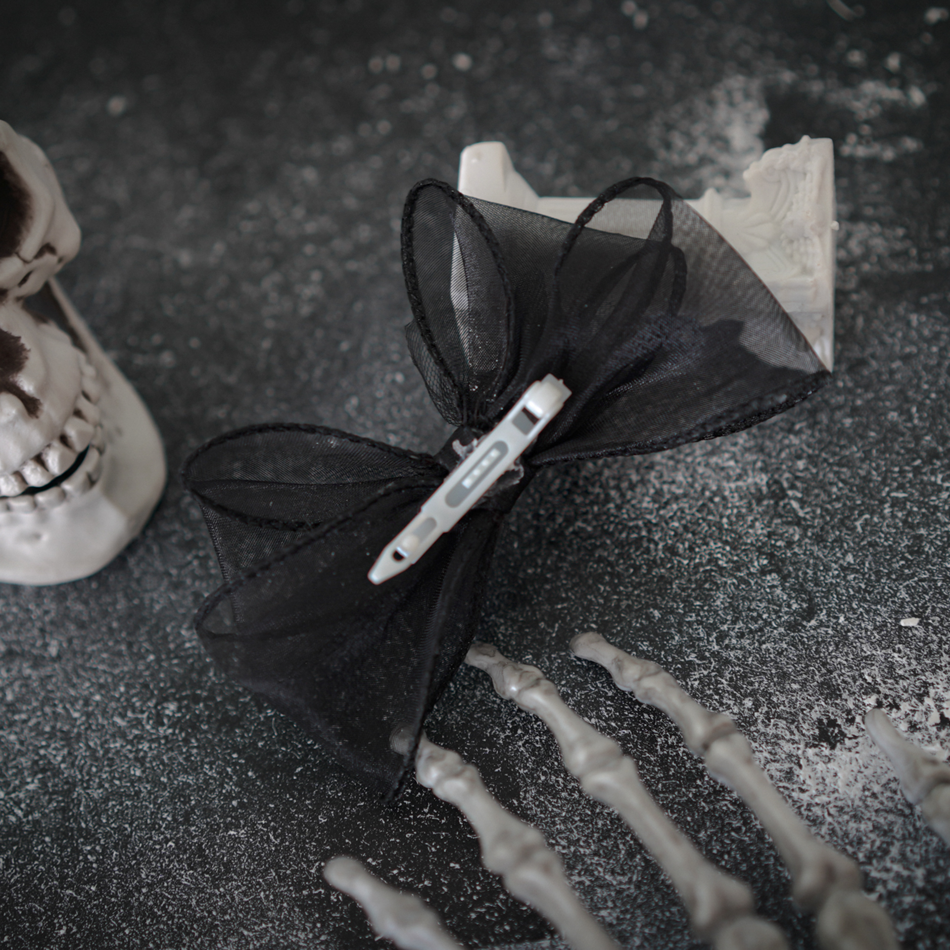 🎃Haunted Castle – Scarlet Heart Hairpin