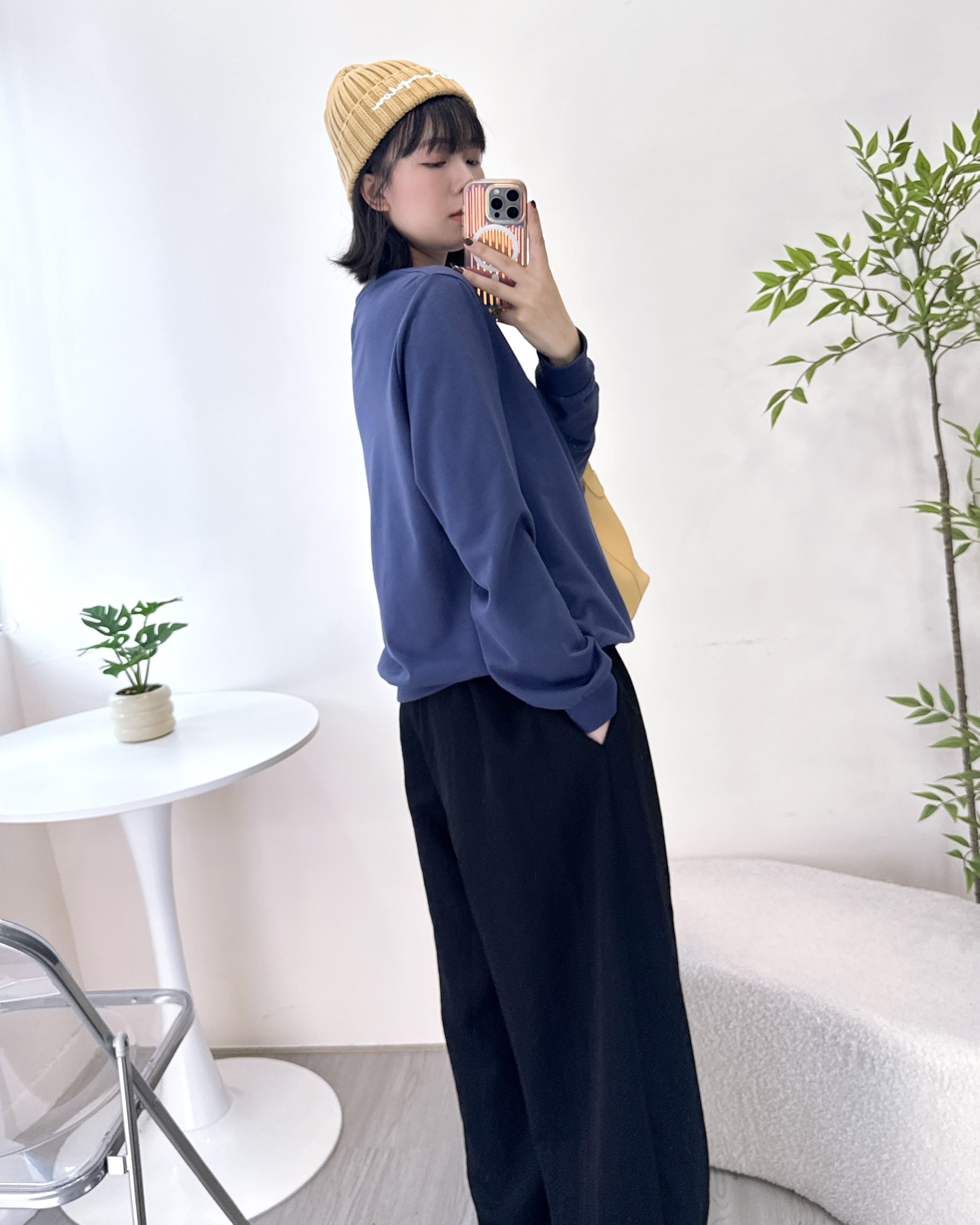 毛毛花花春秋薄衛衣 3色