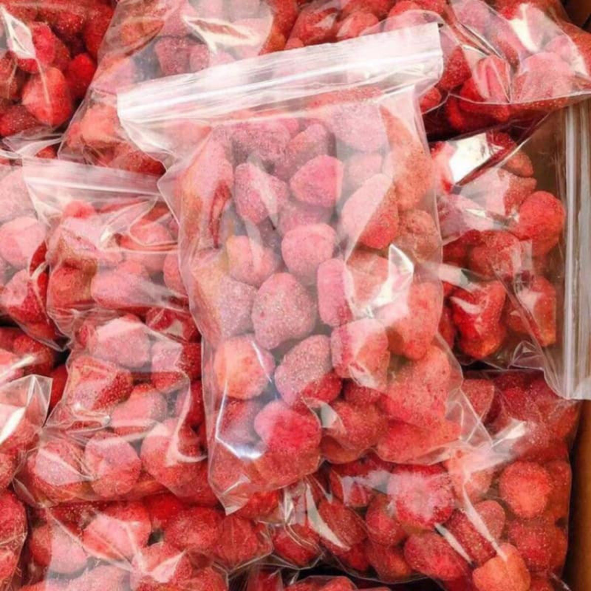 東京食品-南大門老爺爺士多啤梨乾 韓國人氣手信