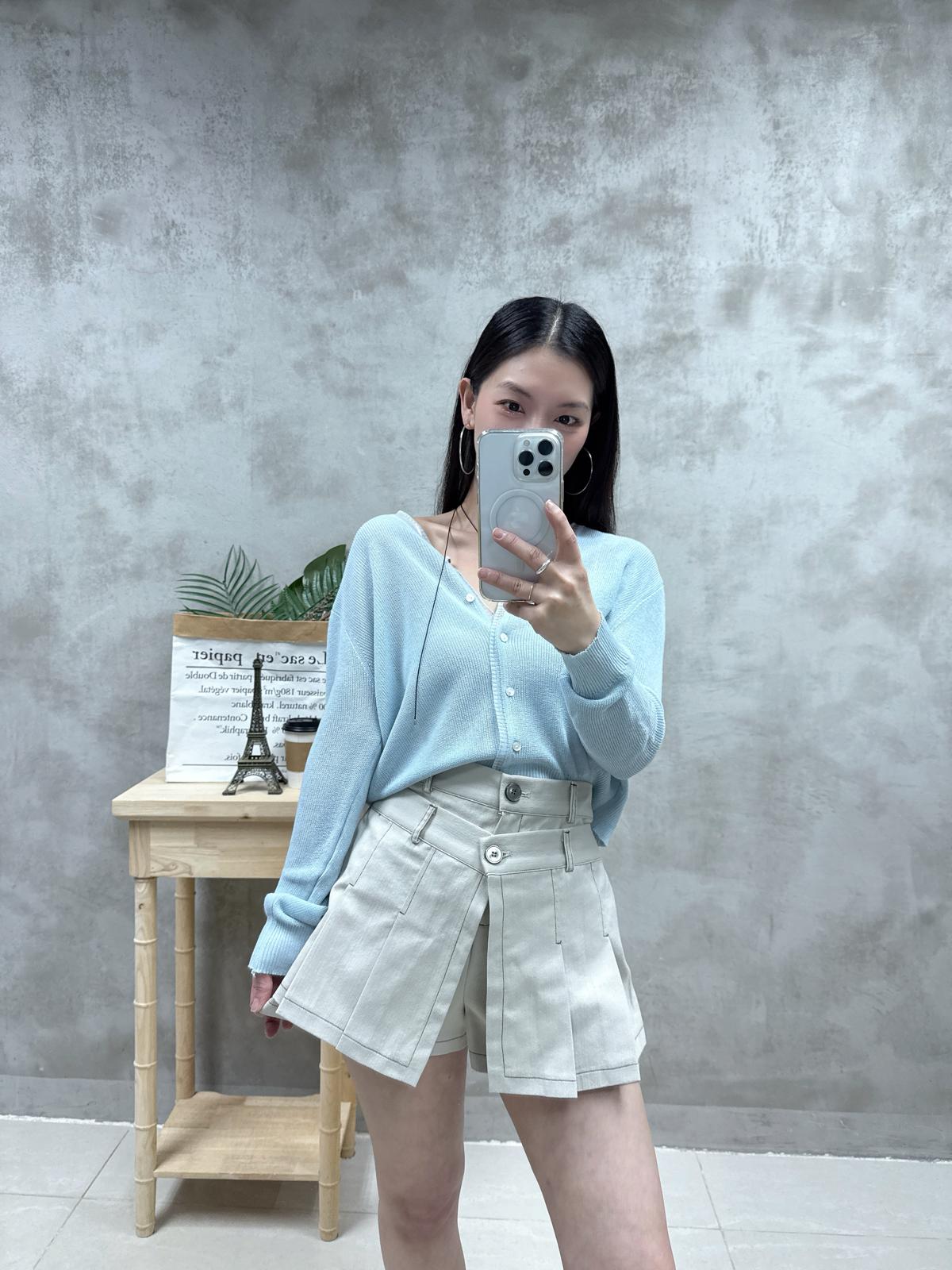 D19 半透紗邊線外套