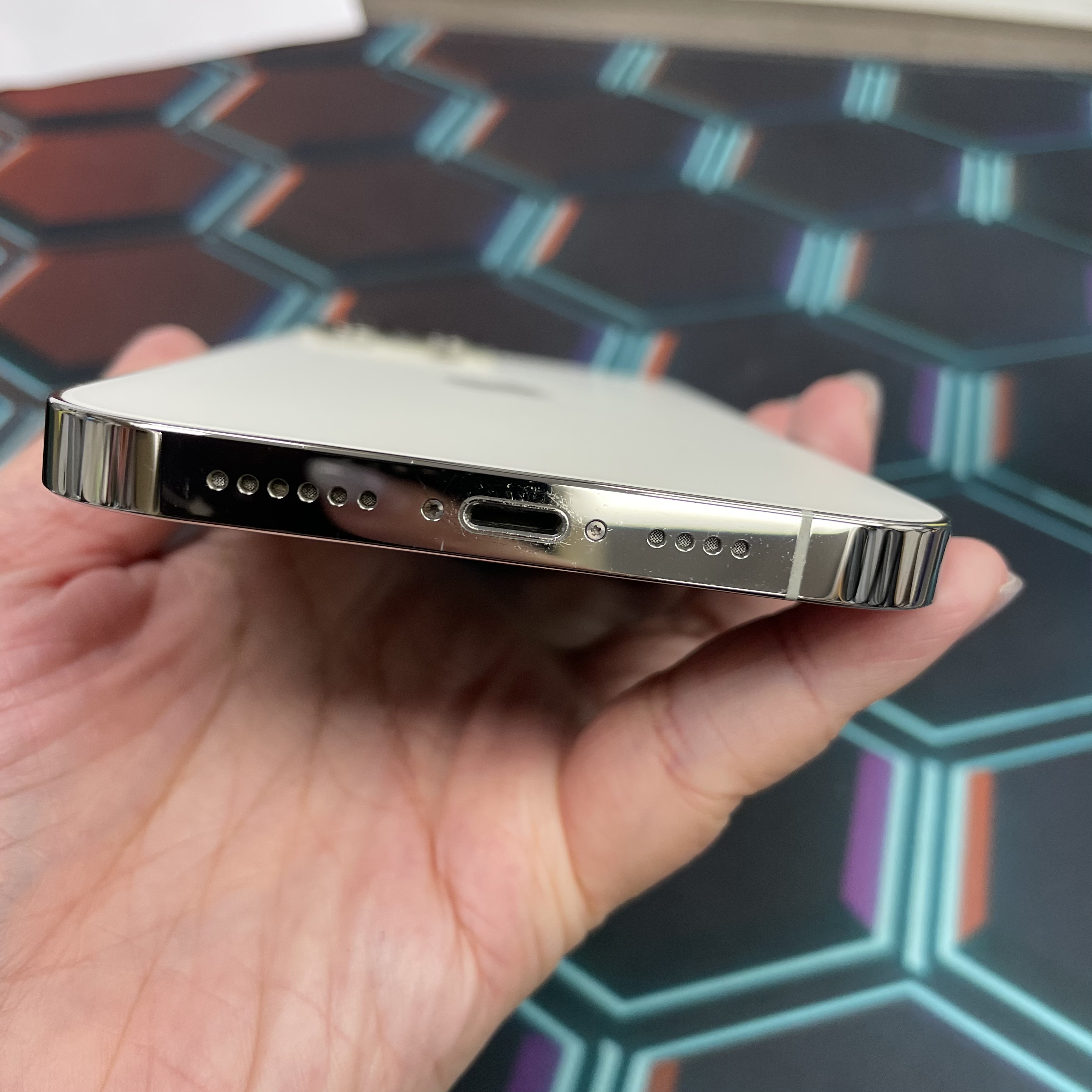 *7105 13 Pro max 超靚機 256GB 電87 白色 white