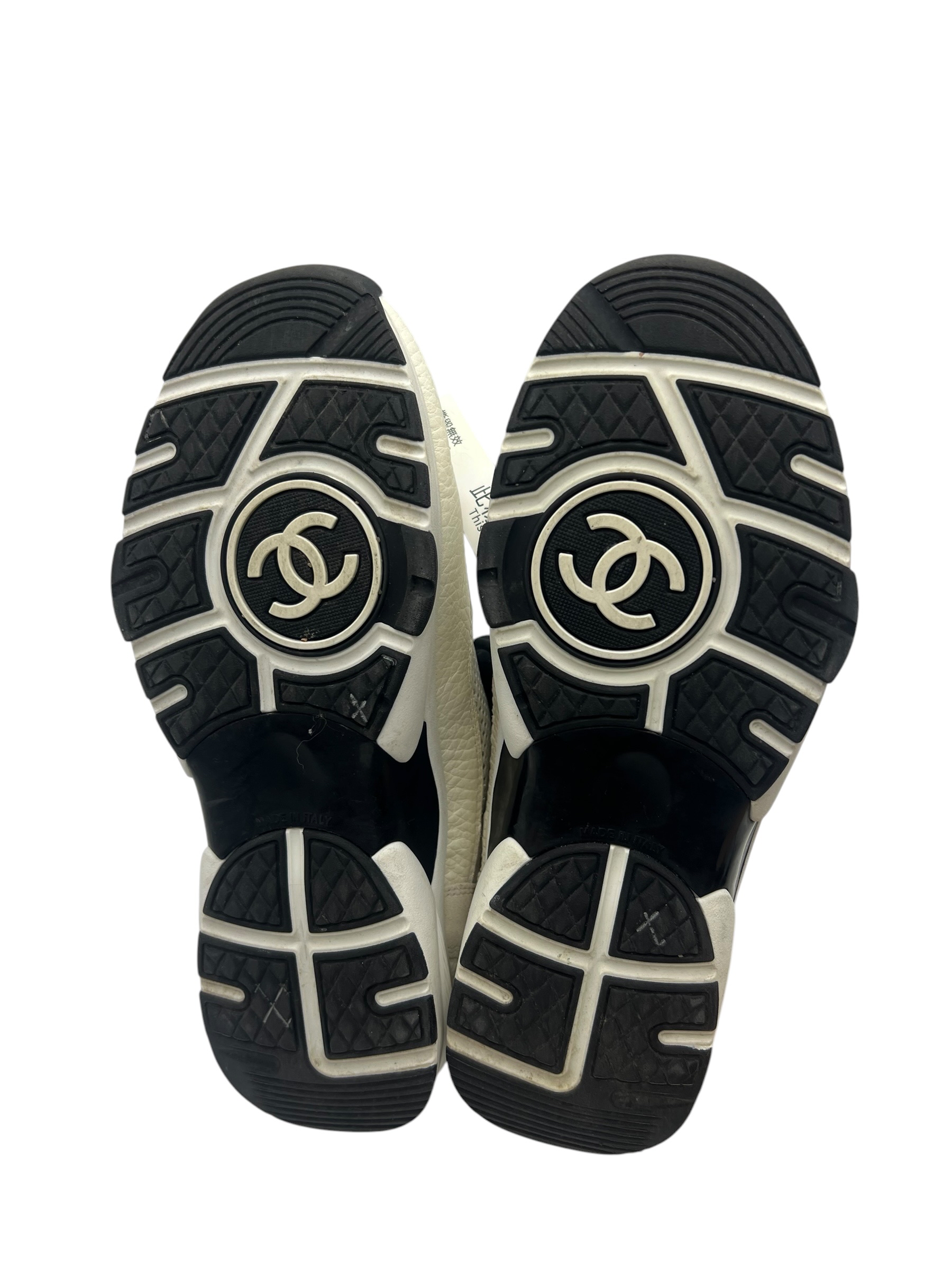 Pre-owned CHANEL Sneakers / Product Code: 071303