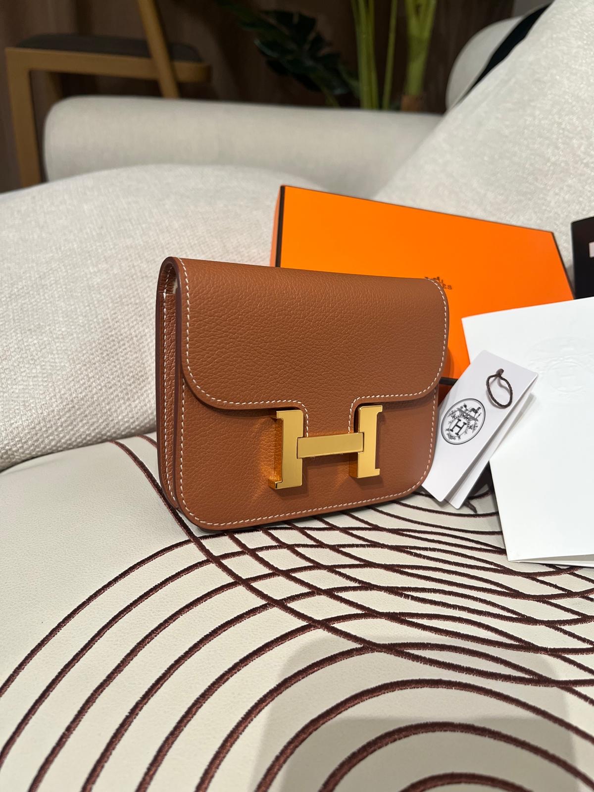 未使用品 Hermes Constance Slim Wallet Stamp Z Gold/Gold 100%Authentic, Unused未使用品✅收據✅Box