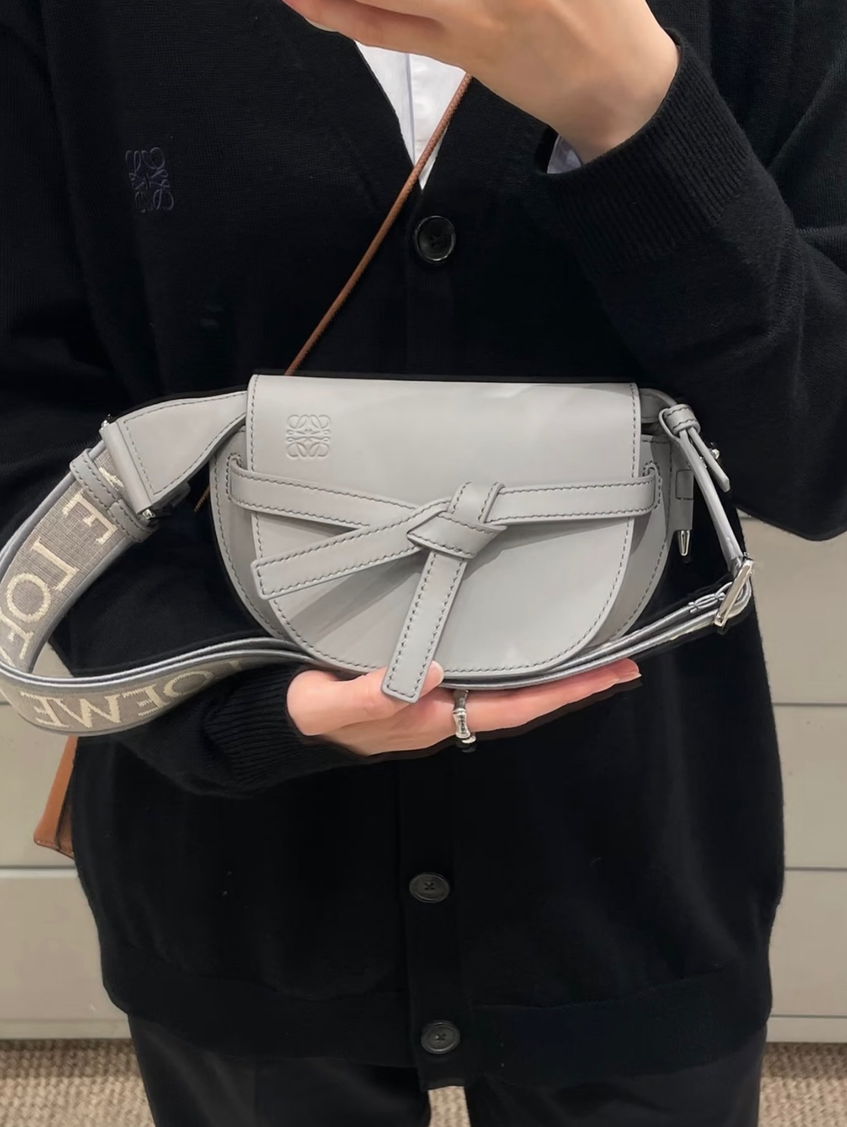 Loewe👜 PRE OWNED 🛍️mini gate 🩶