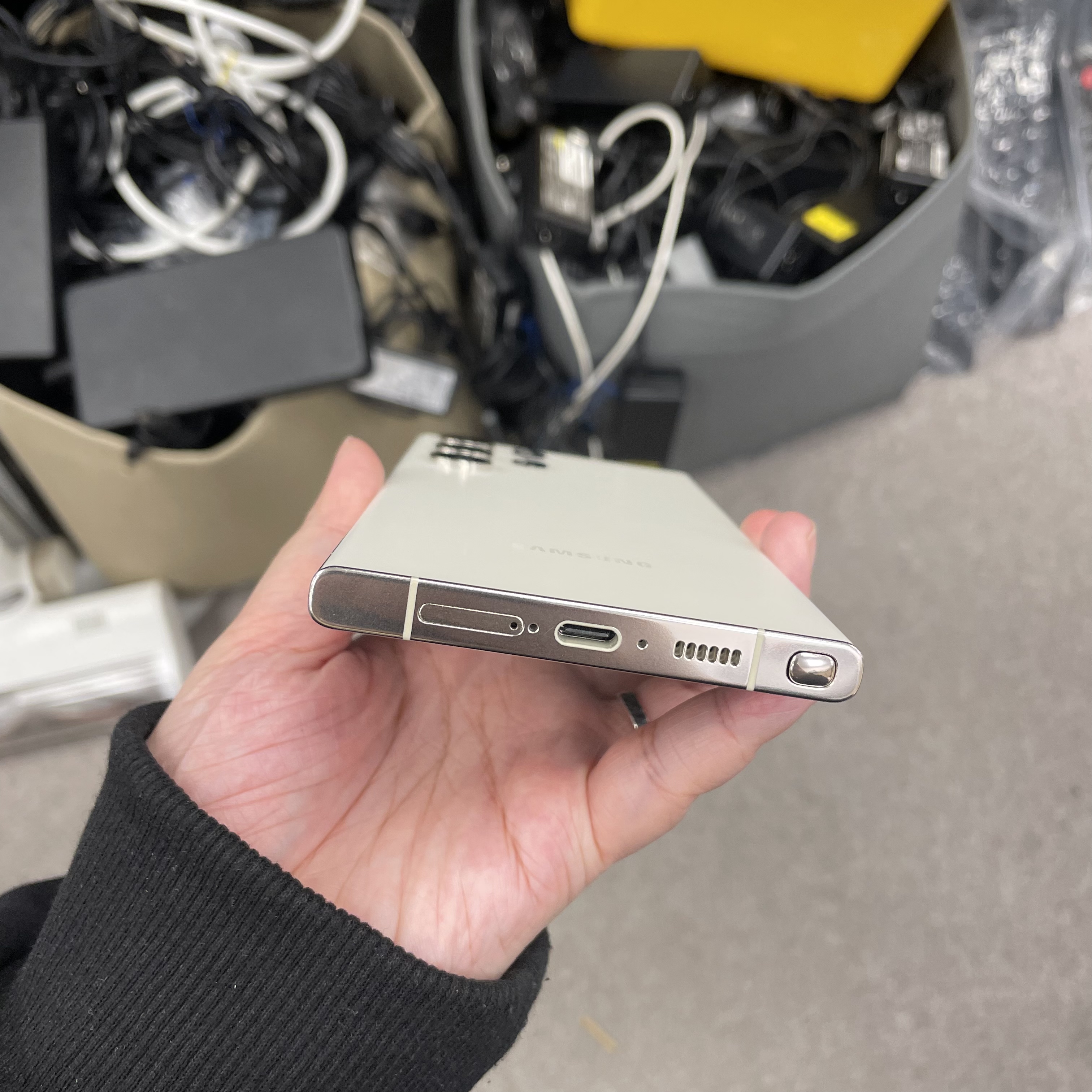 *5964 Galaxy S23 Ultra 完美機 12+256GB 白色 white