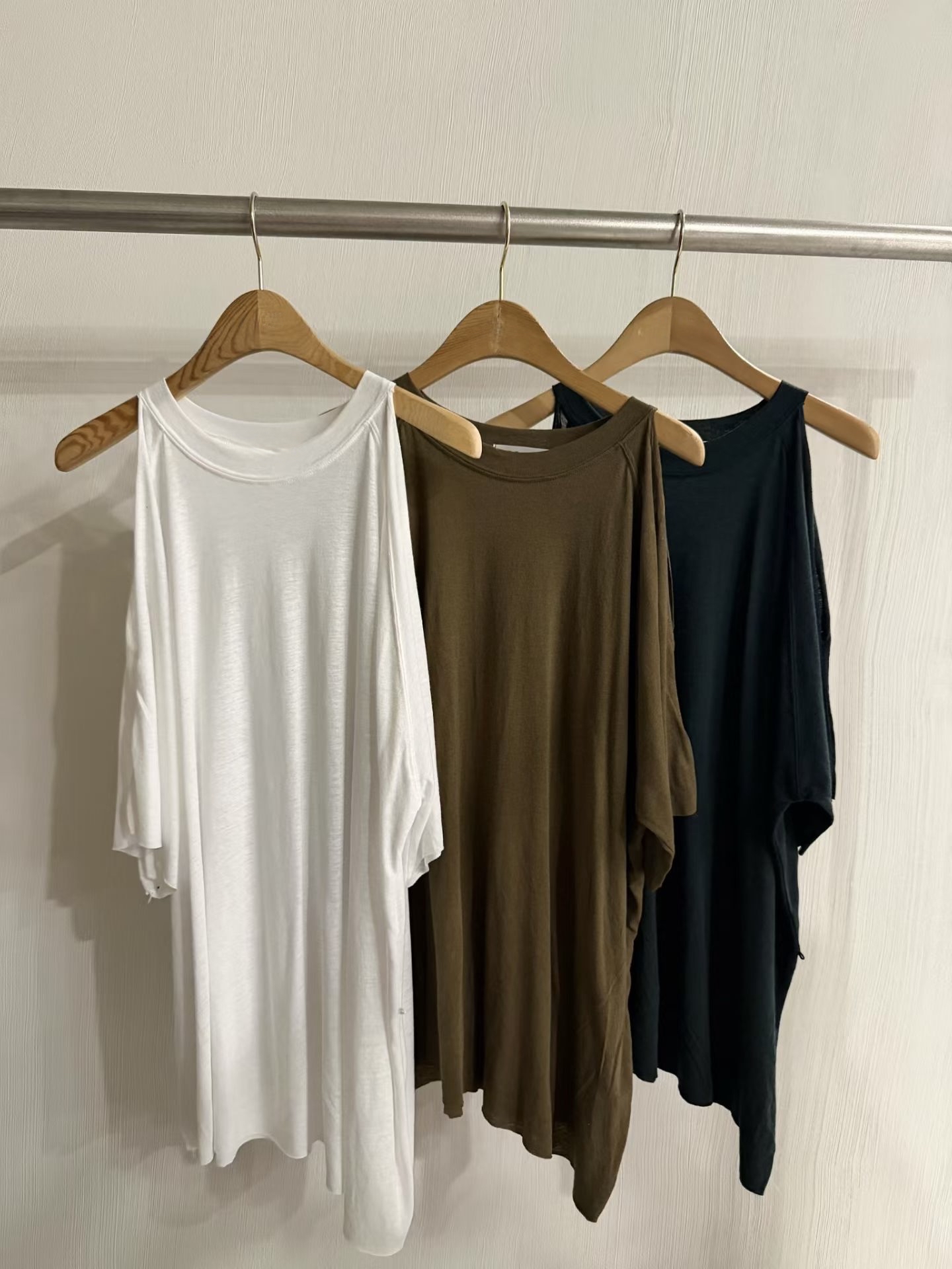 🇰🇷東大門女裝 | Off-shoulder T