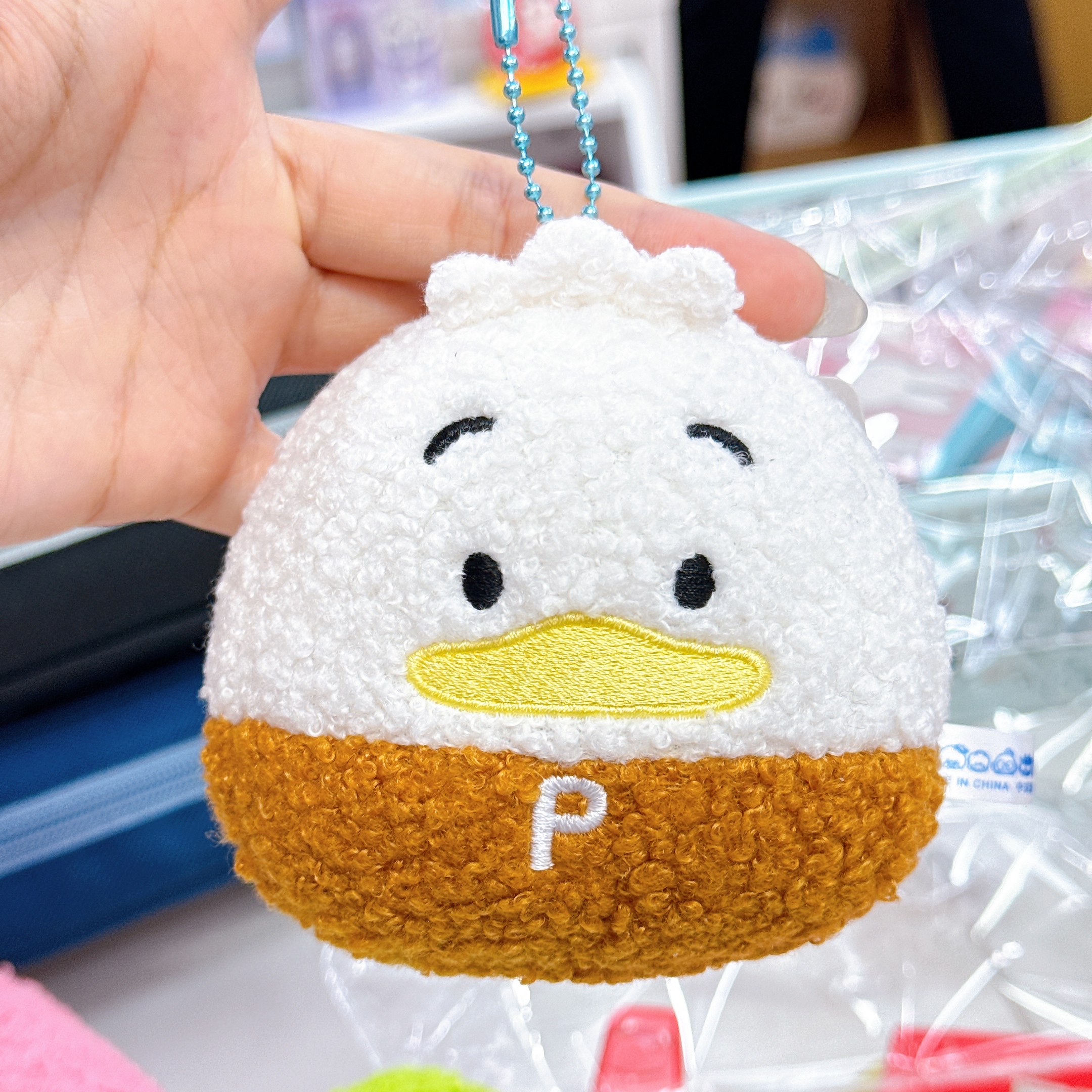 日本城同Sandy Pc狗 青蛙仔 ap鴨 減壓飯團公仔掛飾