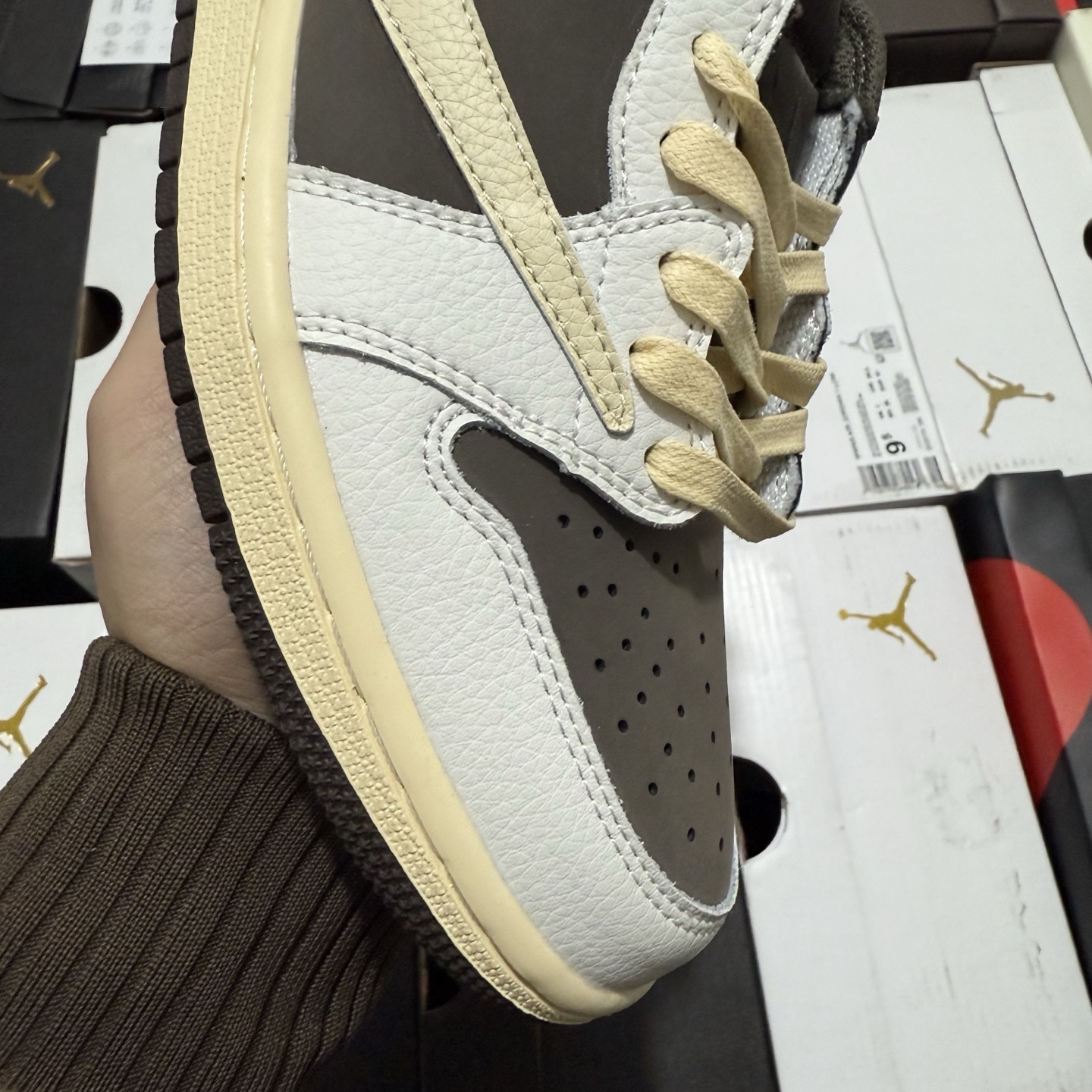 Travis Scott x Air Jordan 1 Low OG "Reverse Mocha" DM7866-162