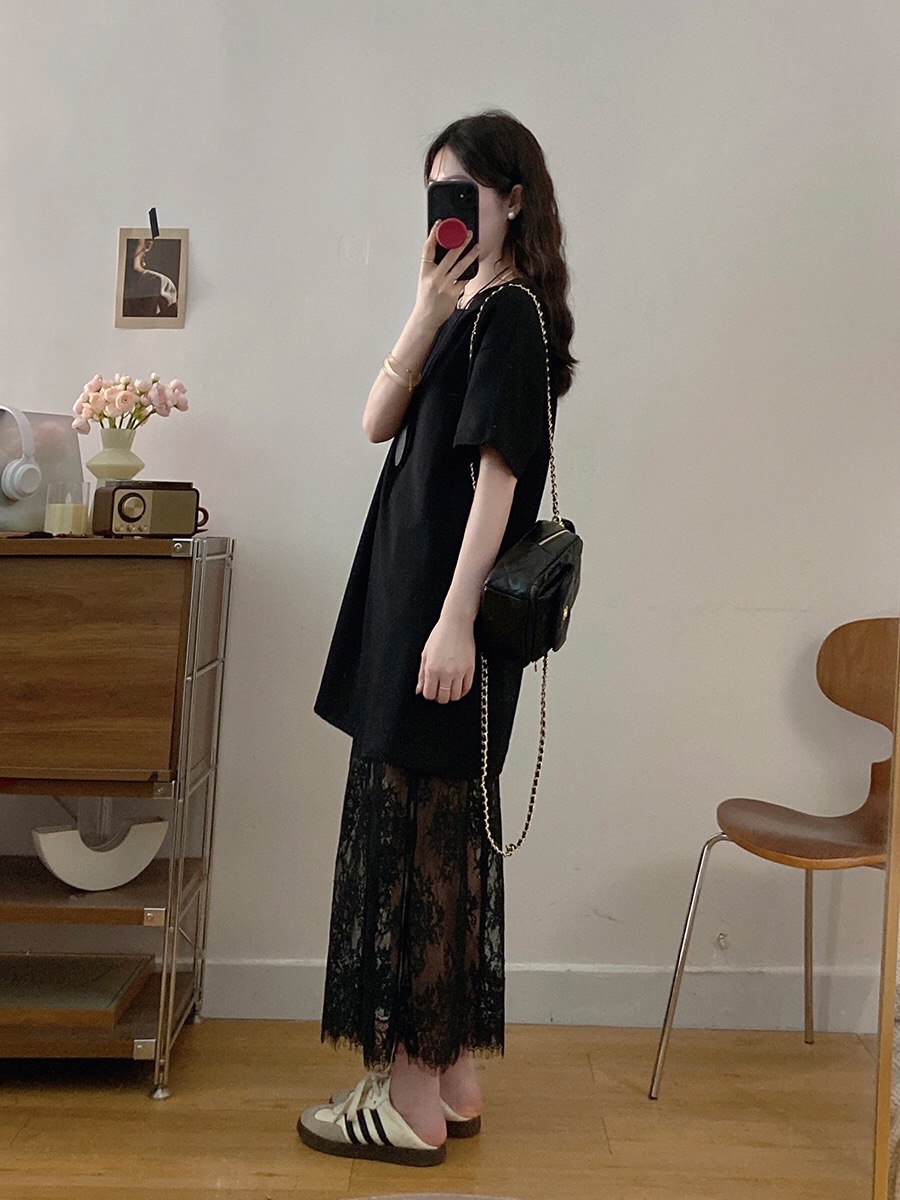B19(3267) 法式高级感长版上衣与拼接下摆蕾丝透黑长裙黑套装