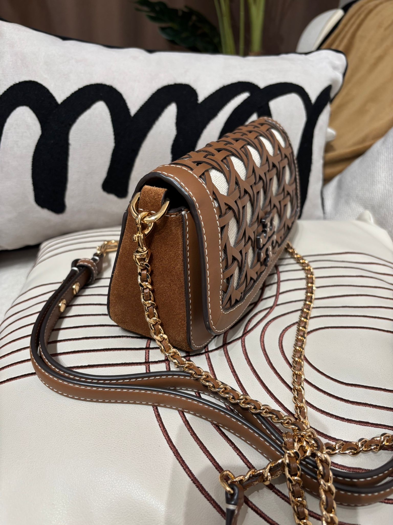 Tan Britten Basket Weave Convertible Crossbody Bag 100%Authentic, 99%New 