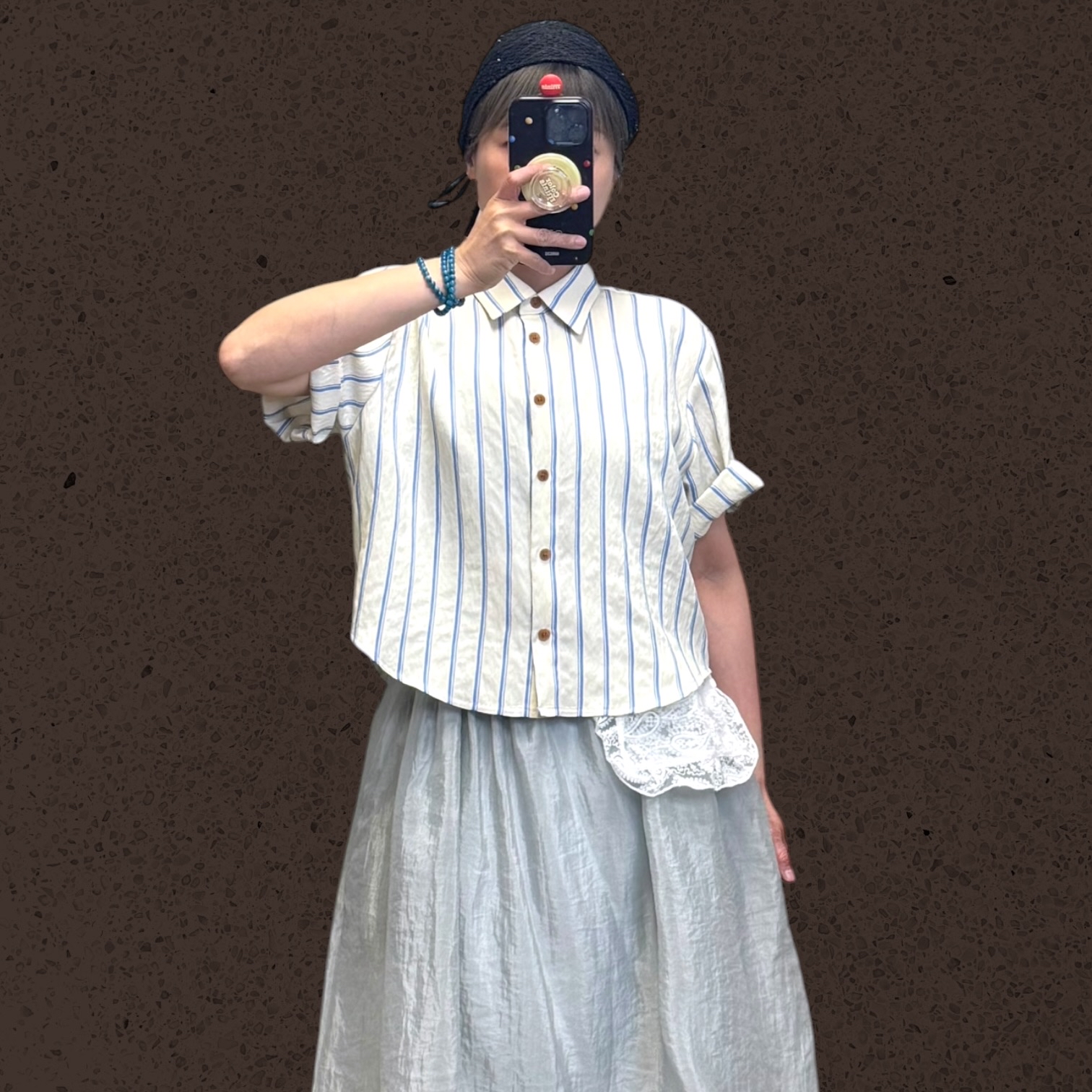 221140 條子恤衫