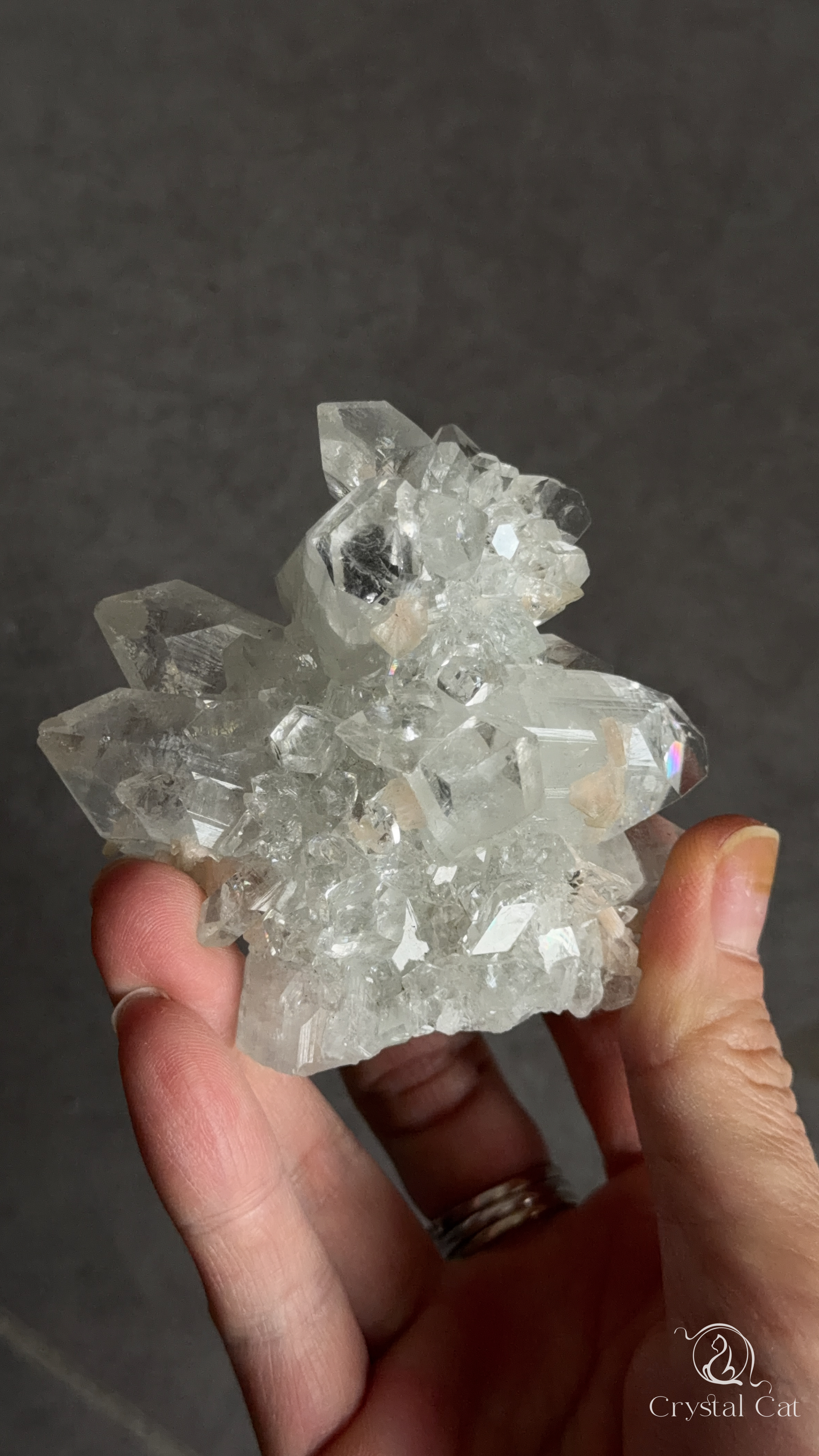 冰透裸鑽魚眼石