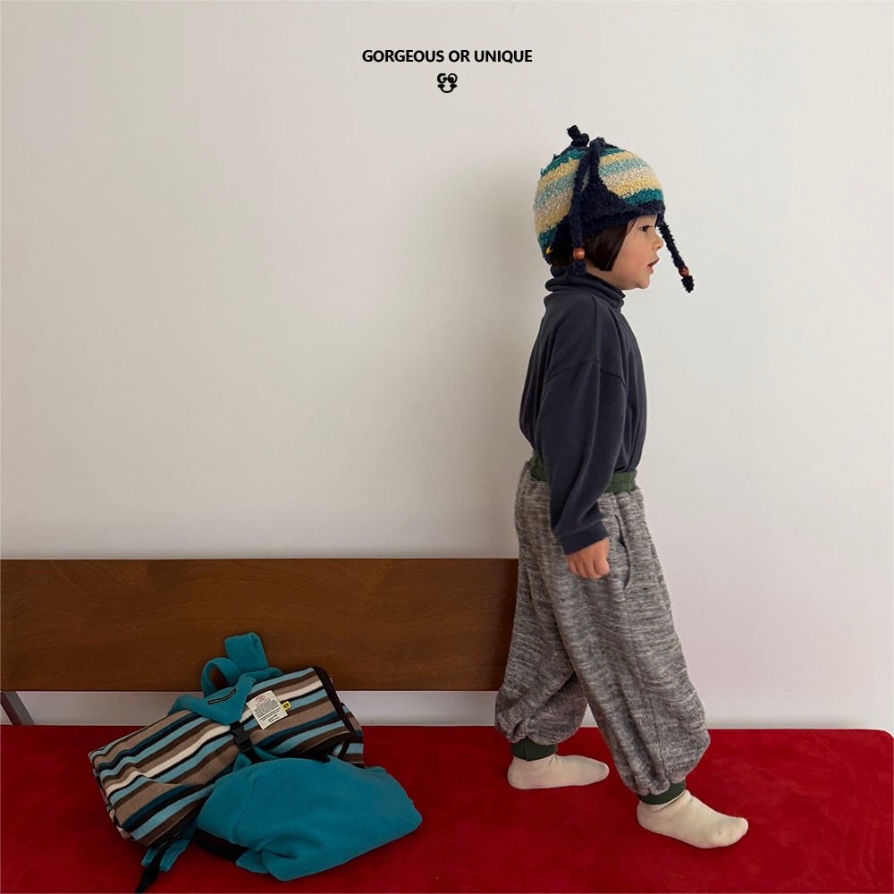 Gou | Pogeun Polar T
