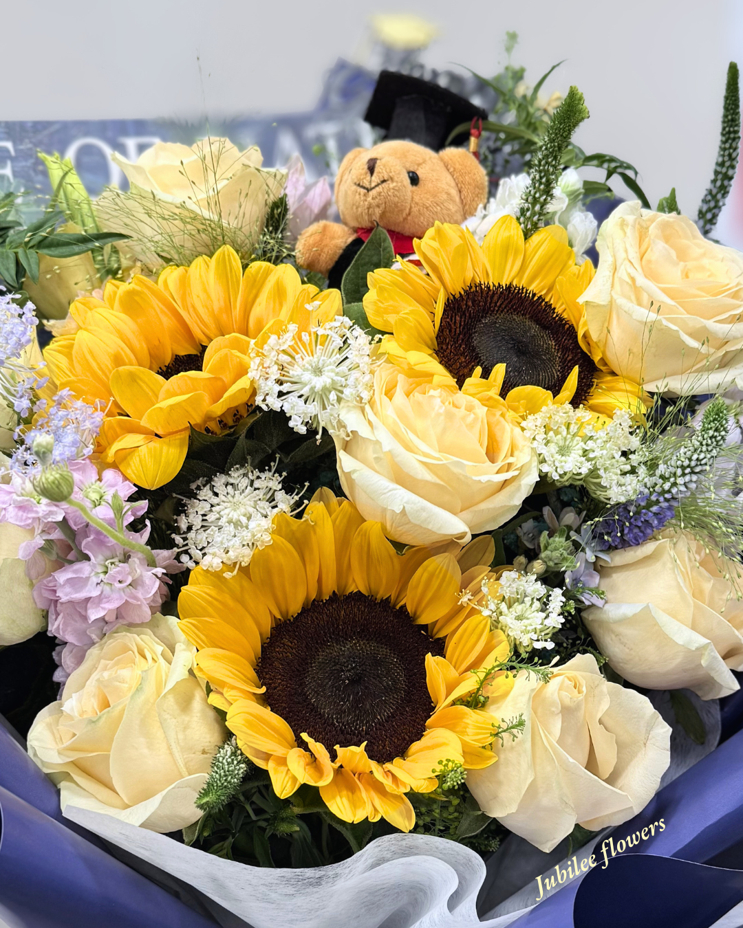🌻向日葵 · 玫瑰花束（不包括手鈎畢業公仔 ）