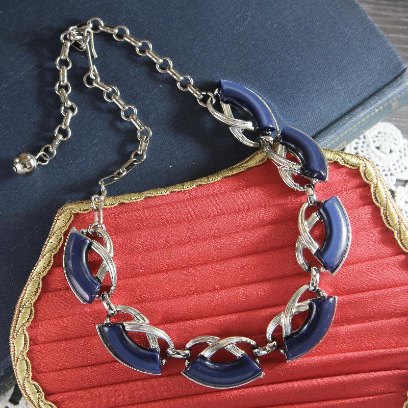 1950s Thermoset Midnight Blue Silver Wavy Cross Necklace(MN164)
