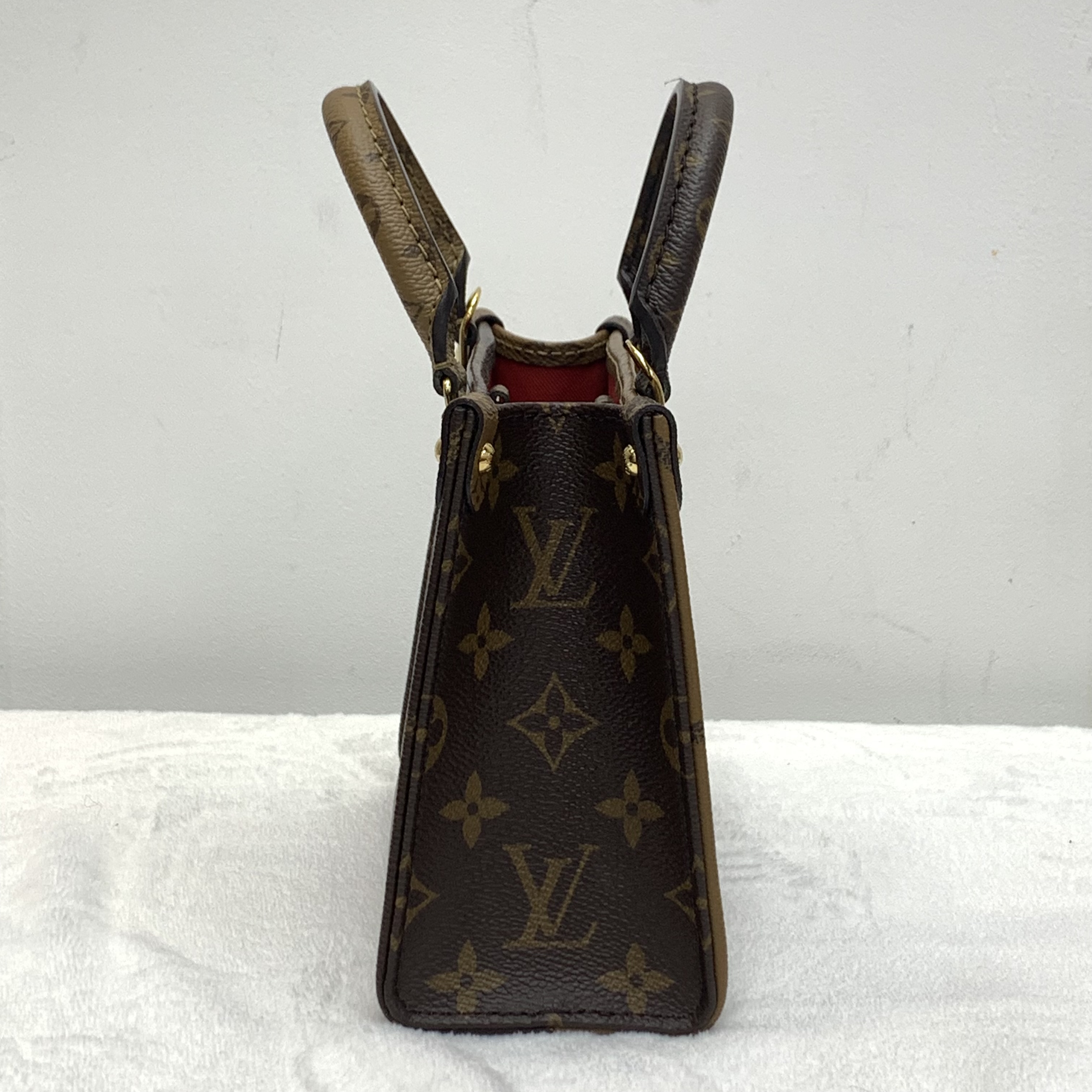 Full set LV on the go bb