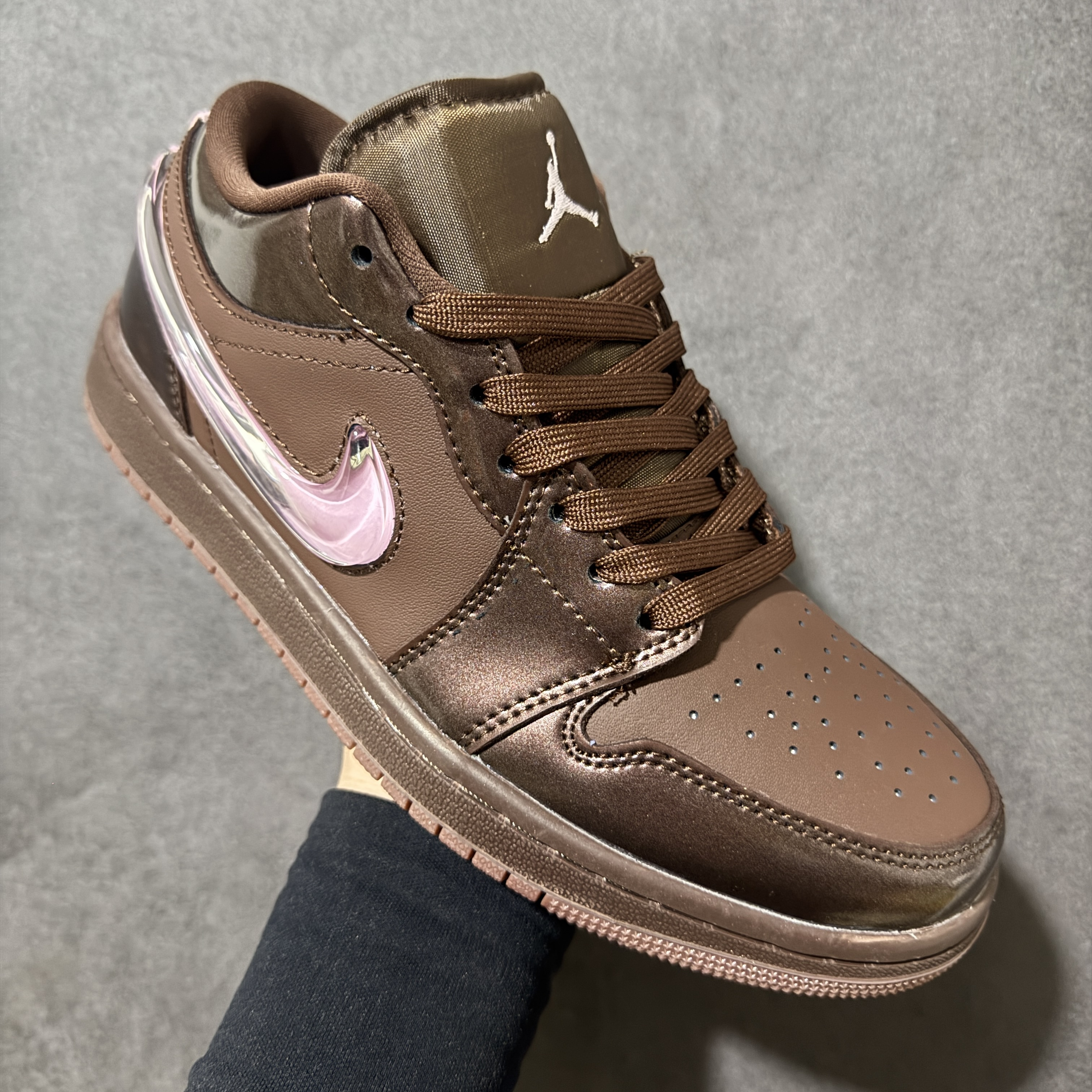 Nike Air Jordan 1 Low "Valentine's Day" IQ9787-262 