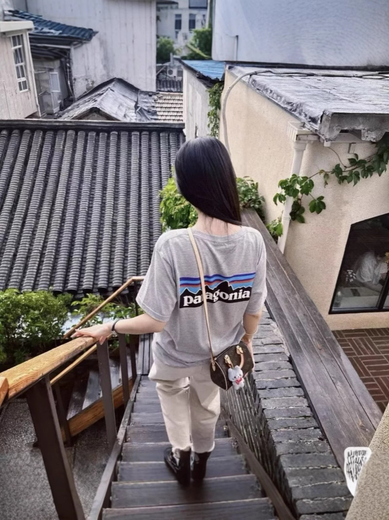 預訂 Pata gonia 經典款男女情侶環保Organic 短袖Tee