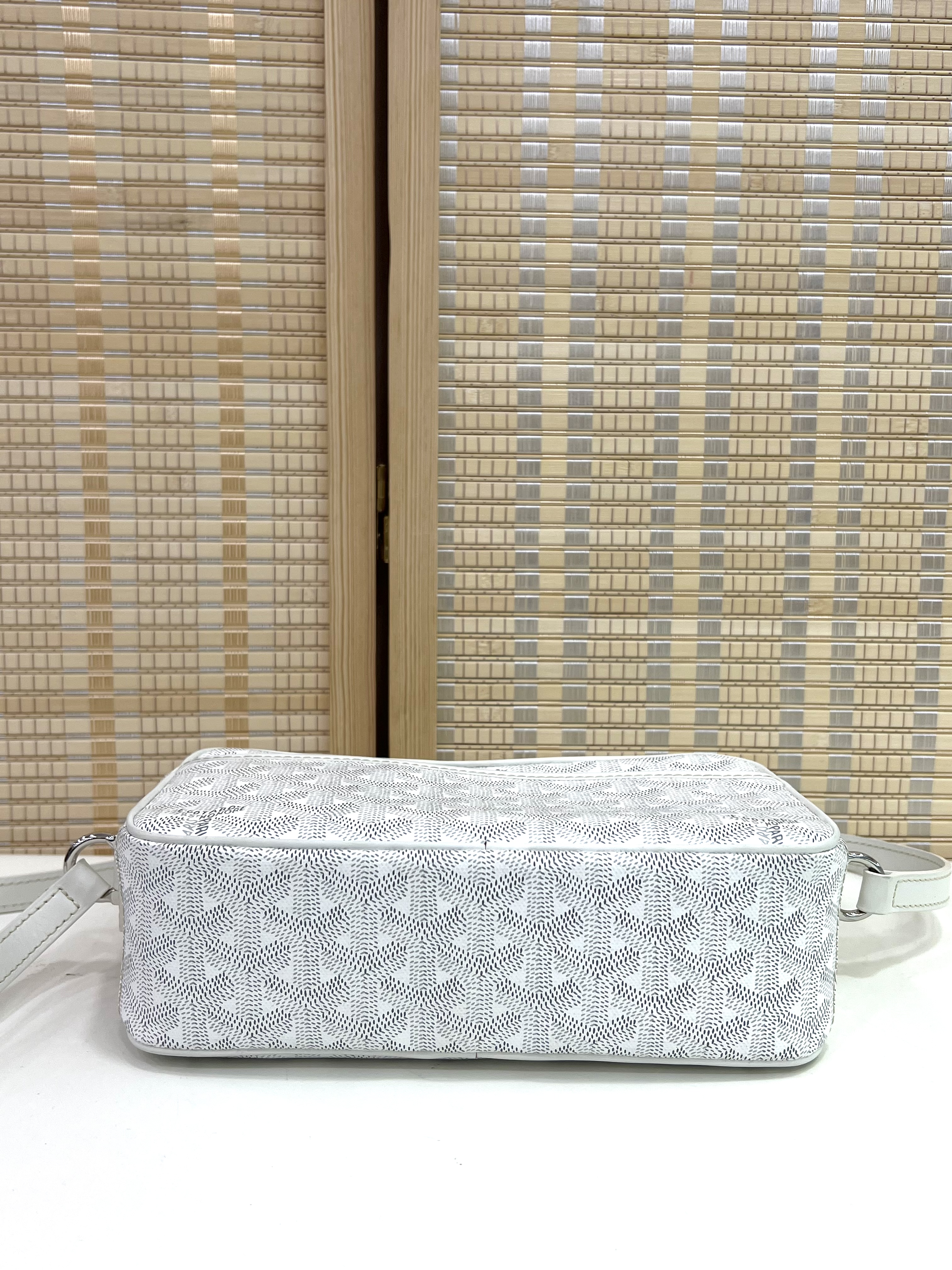 直播貨品 |  [1個-$100 2個-$300］GG64