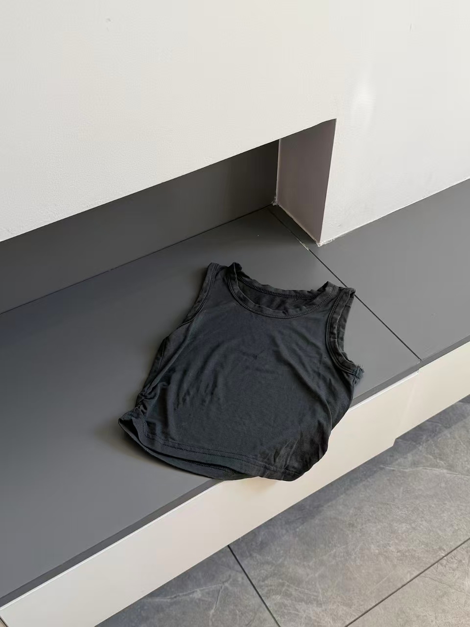 0638 兩穿牛仔褲+ 莫代爾背心