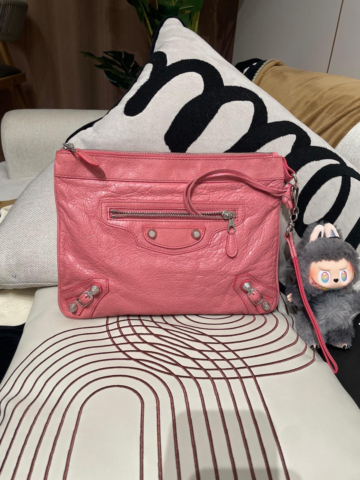 Balenciaga Clutch Bag 100%Authentic,95%new✅booklet