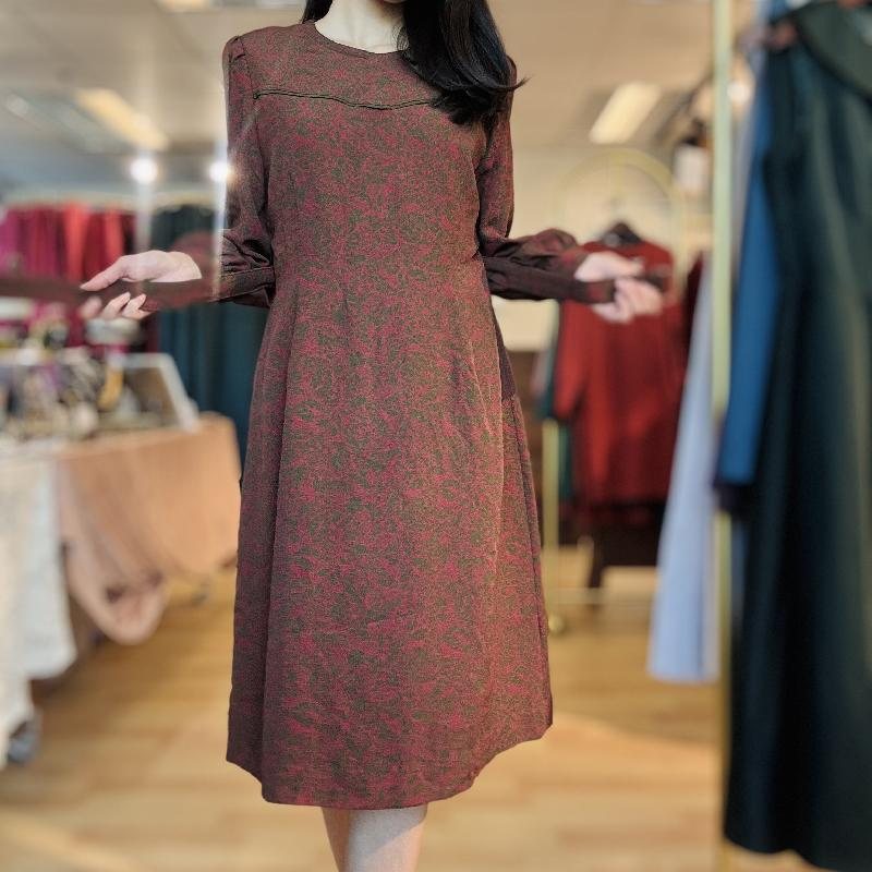 Vintage Red & Green Pattern Festive Dress with Floral Brooch (MT2260-4)