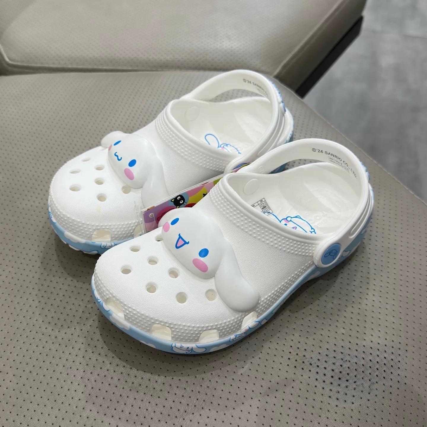 多款選擇/2對起各减$1o。廠單Crocs卡通親子洞洞鞋