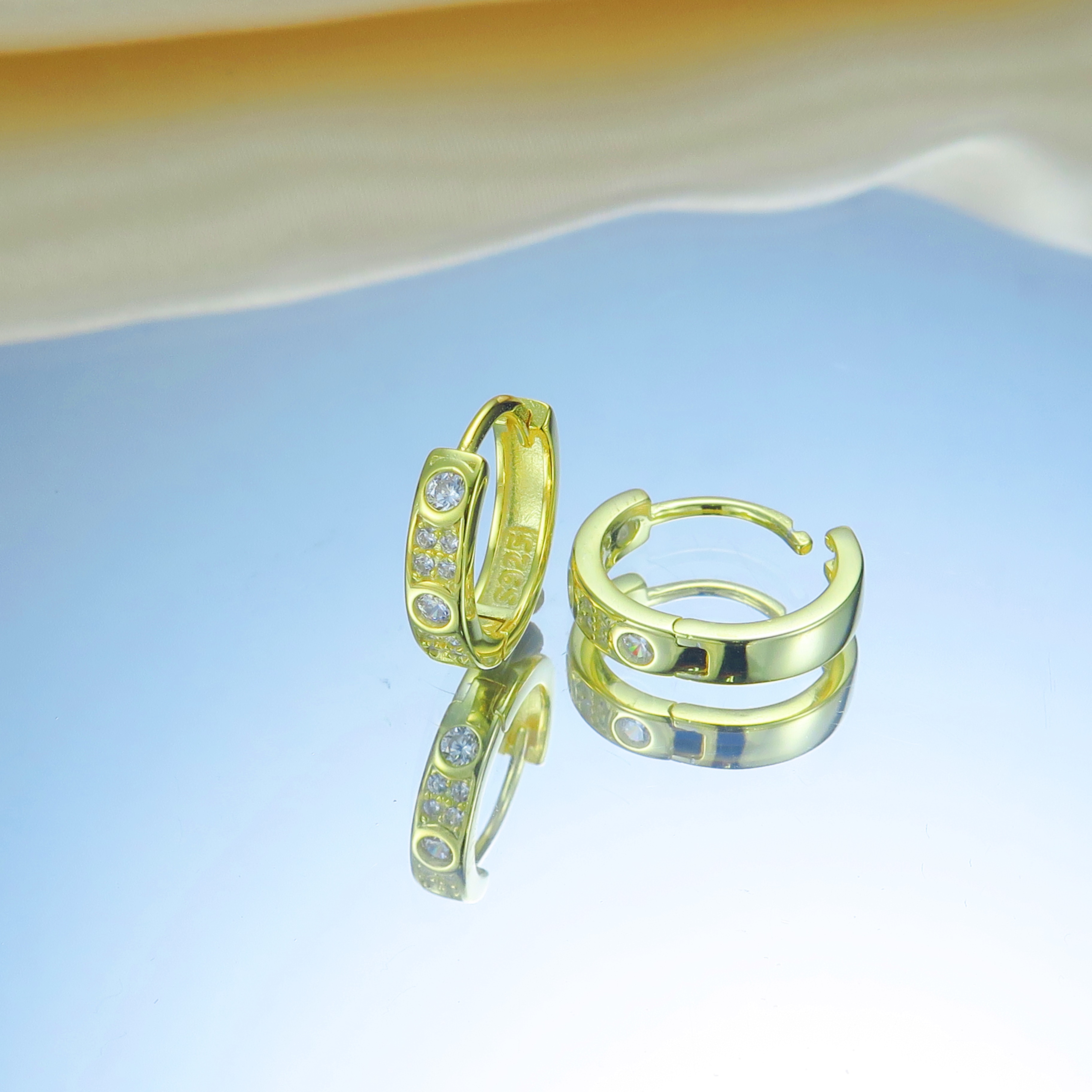 NO.E18   925純銀耳環  內徑約10mm 