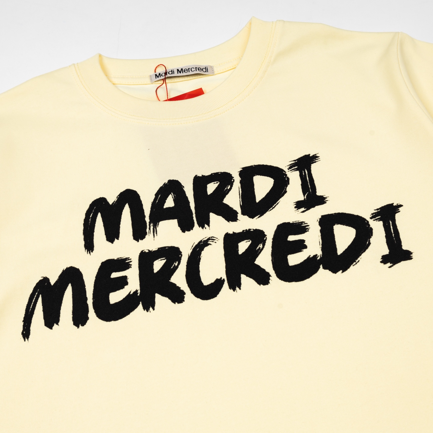Mardi Mercredi Brush Logo Tee