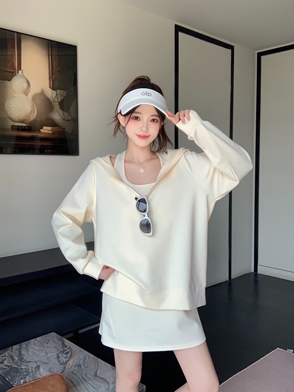 B286(3916) 韩版运动风纯色挂脖吊带裙与上衣3色两件套连身裙