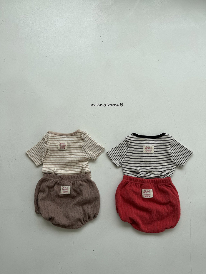 🇰🇷mienbloom.b tee