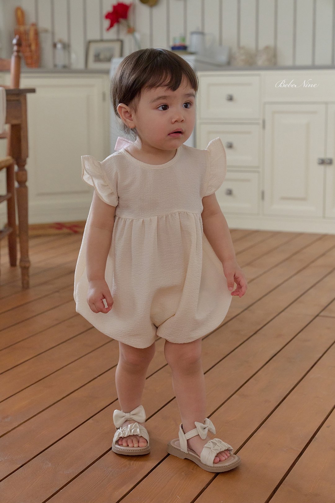 ☀️預訂 韓國直送☀️🇰🇷Bebenine兩色後背絲帶荷葉邊袖連身服