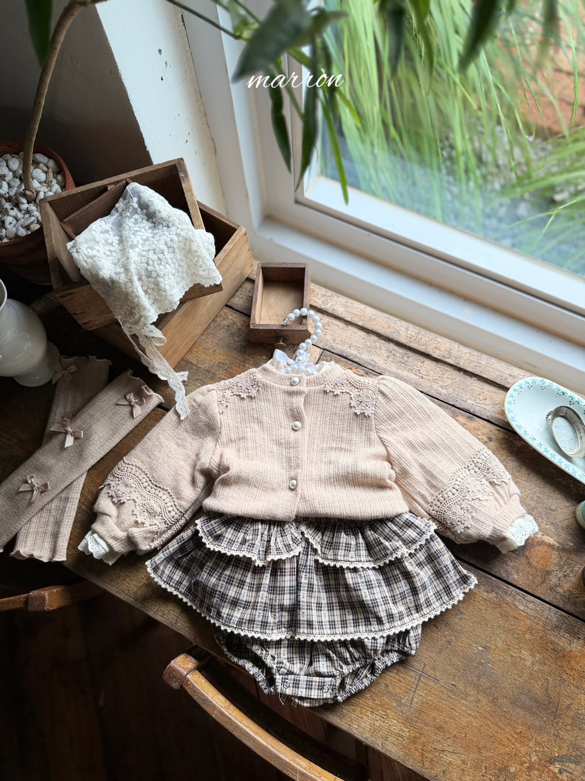 AW6127 Suit