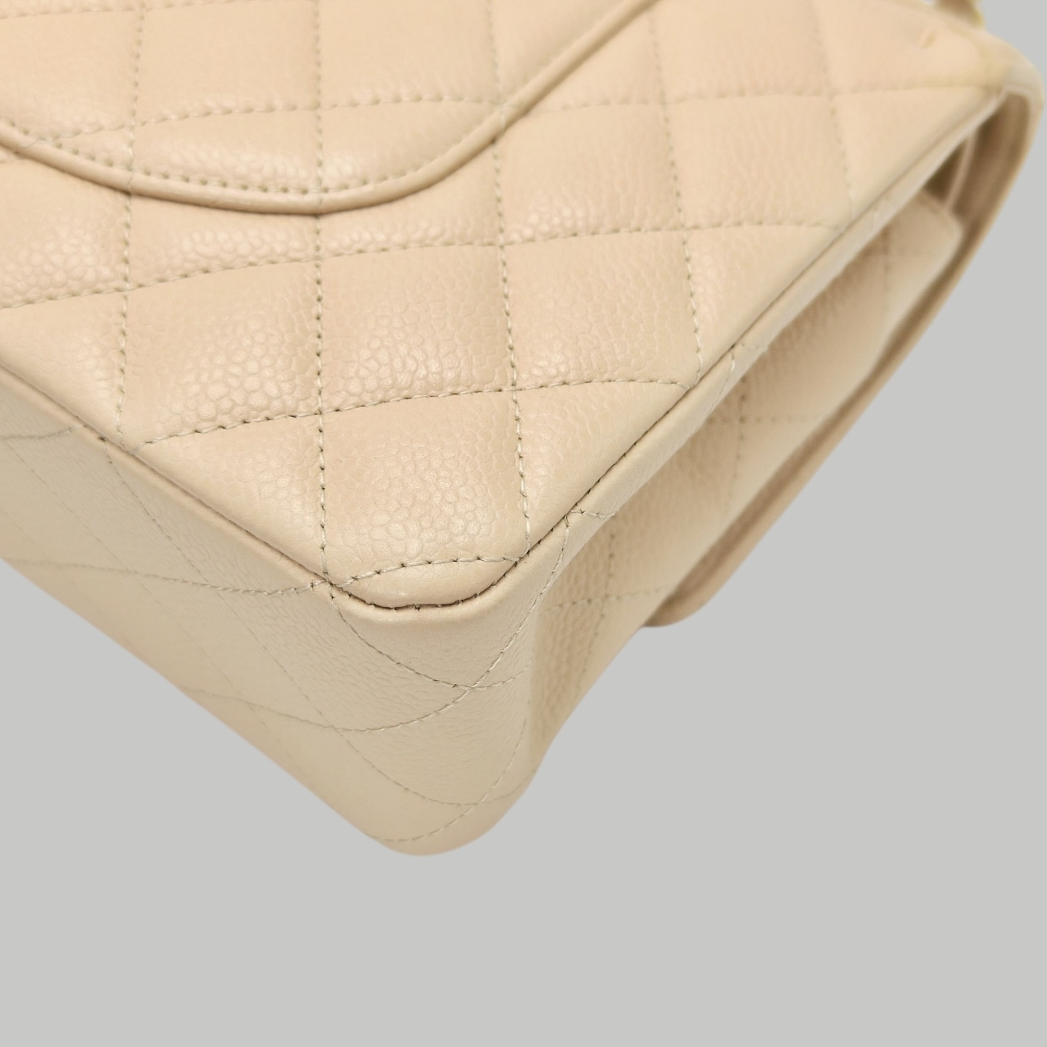 Chanel Caviar CF25金扣