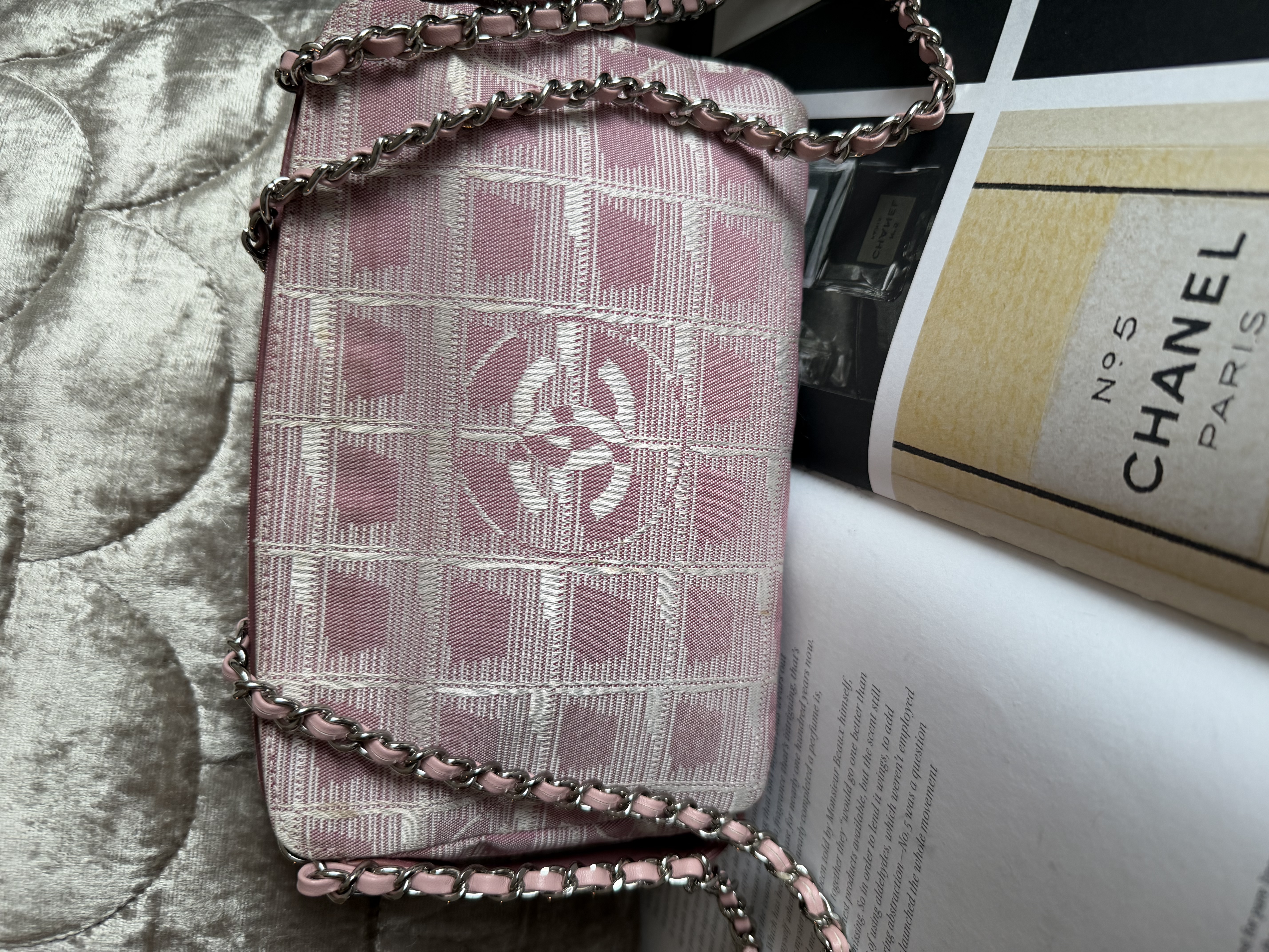 vintage chanel pink vanity bag 