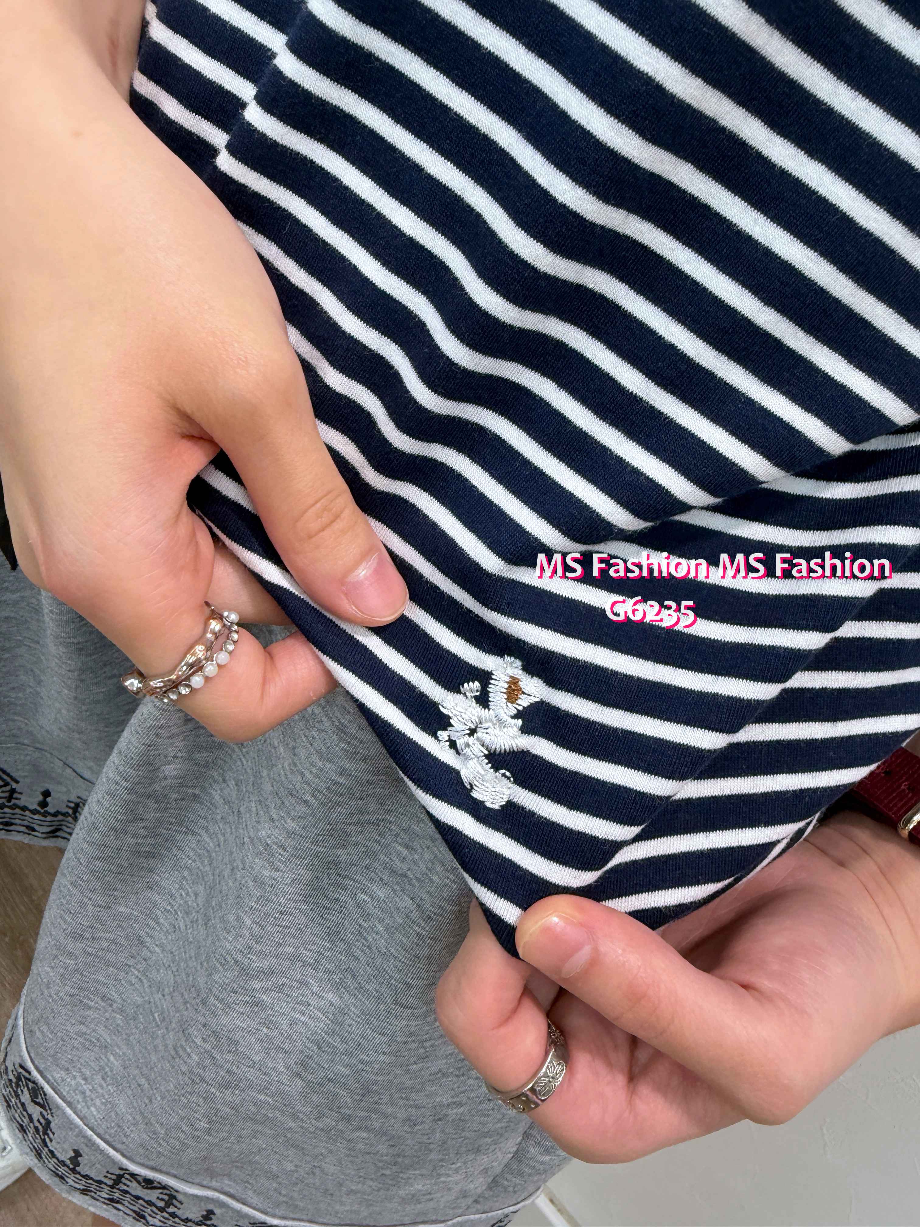 G6235 韓國🇰🇷靚色橫間top