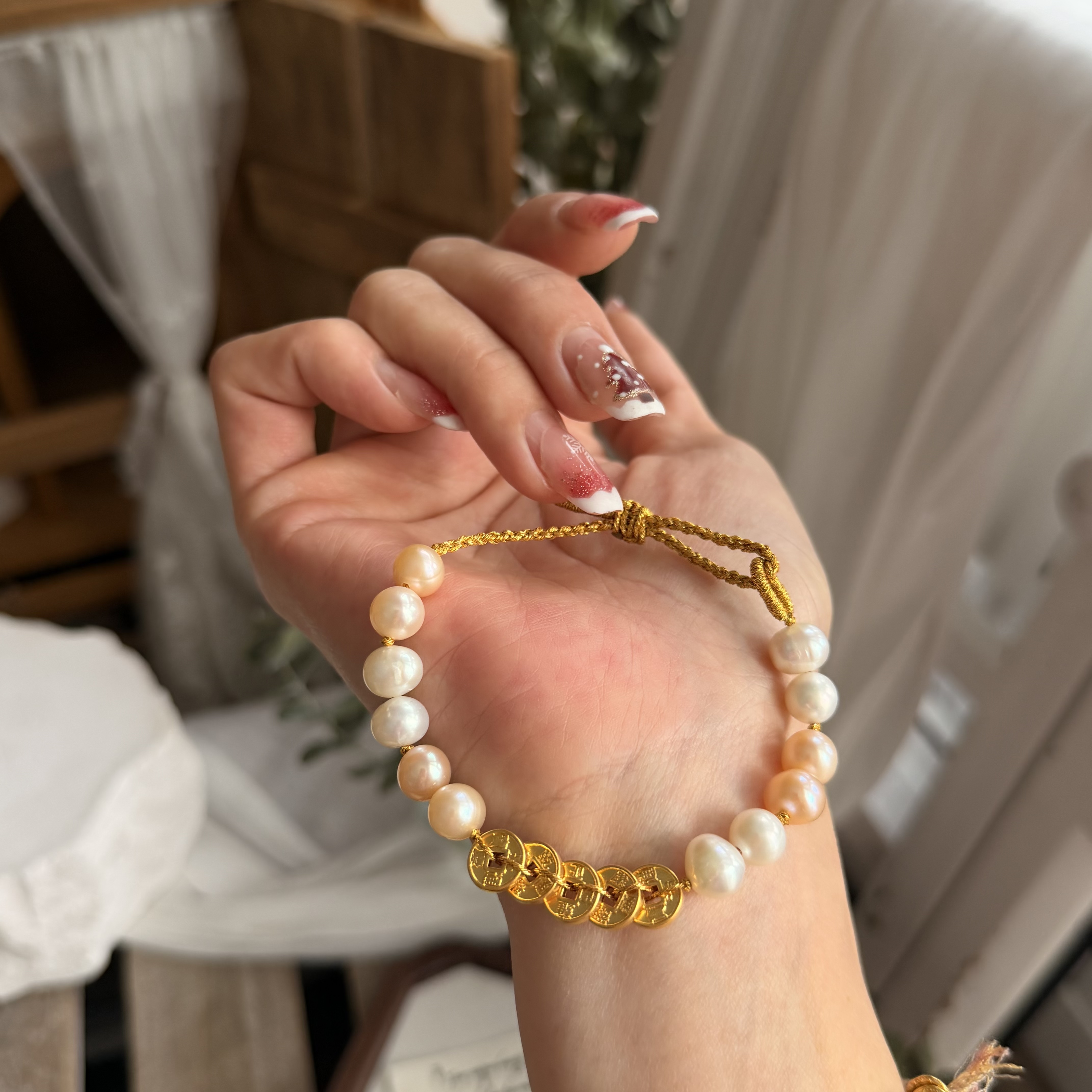 𝟵𝟵𝟵硬金五帝錢襯𝟳𝗺𝗺天然淡水珍珠