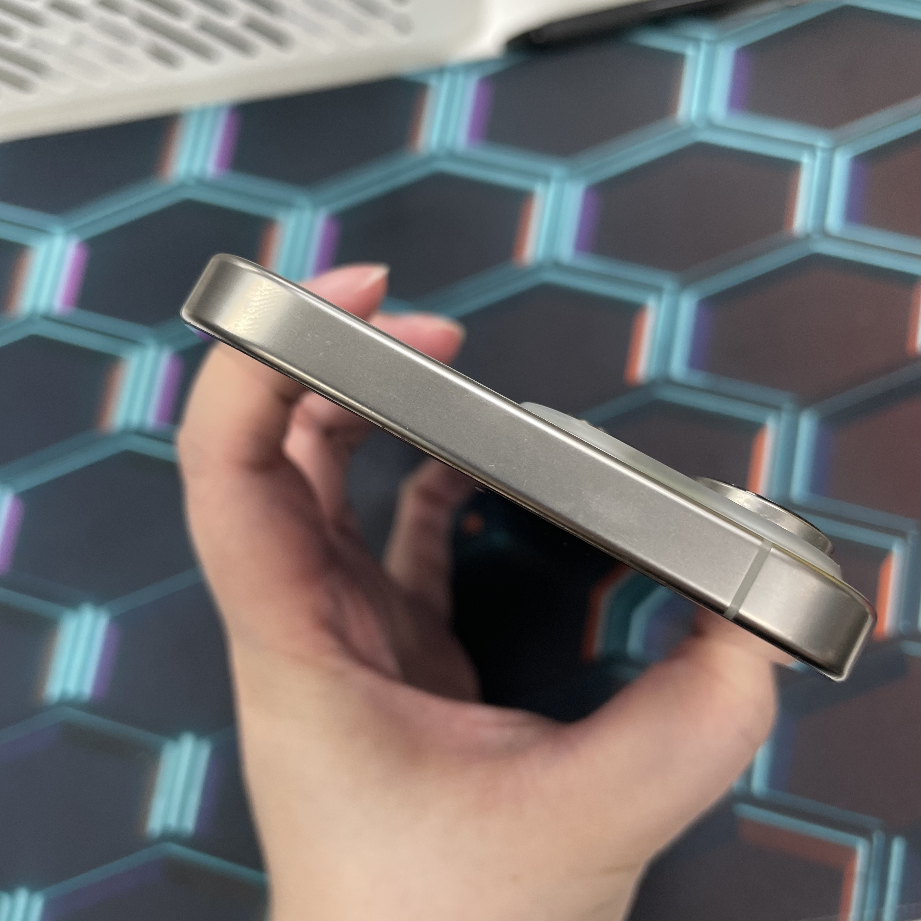 *6364 16 pro max 完美機 256GB 電90 原色 gray