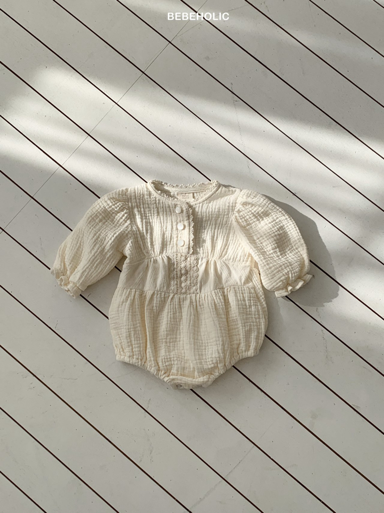 🌸預訂 韓國直送🌸🇰🇷BEBEHOLIC兩色蕾絲花邊長袖包屁衣