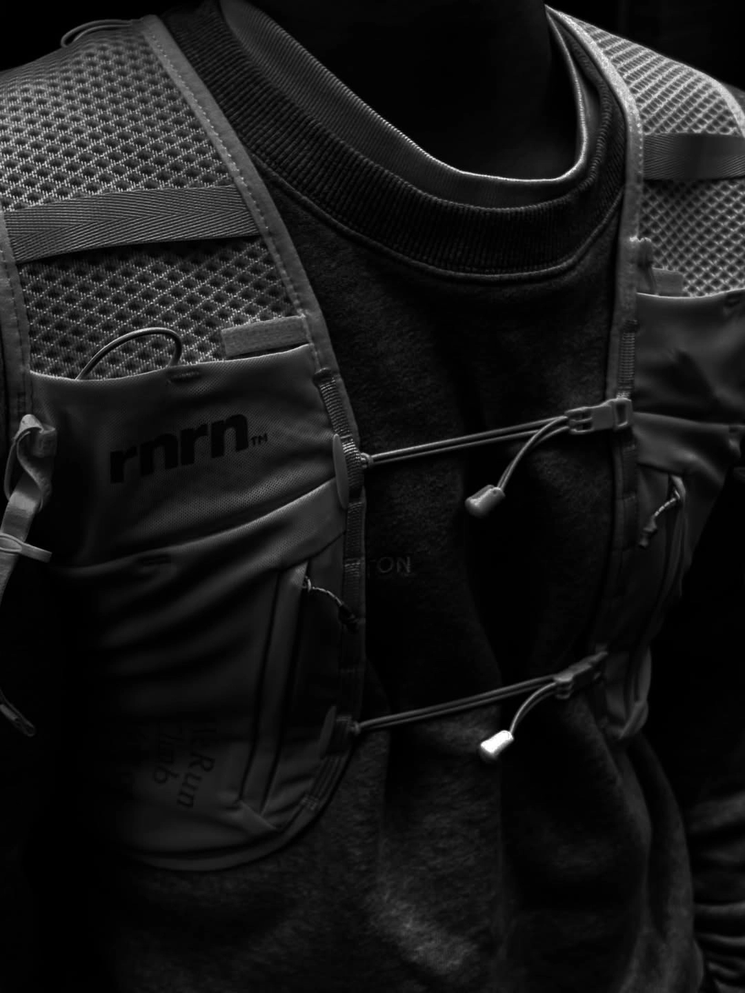 【預訂】 rnrn - TRAIL VEST : RE
