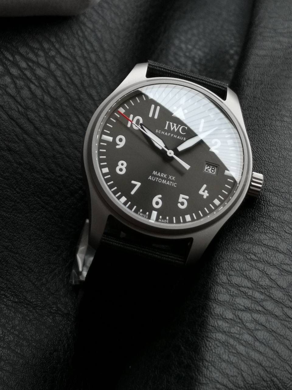 IWC 万国表马克二十飞行员系列自动机械腕表