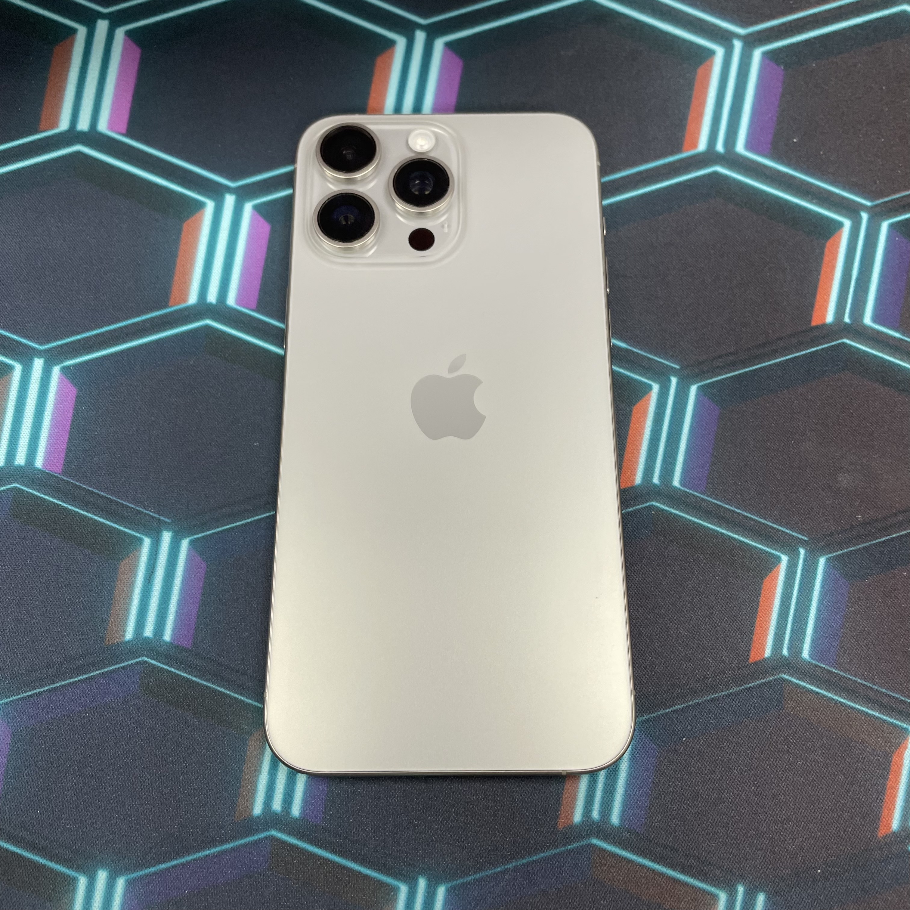 *5753 15 Promax 靚機 256GB 電89 原色 gray