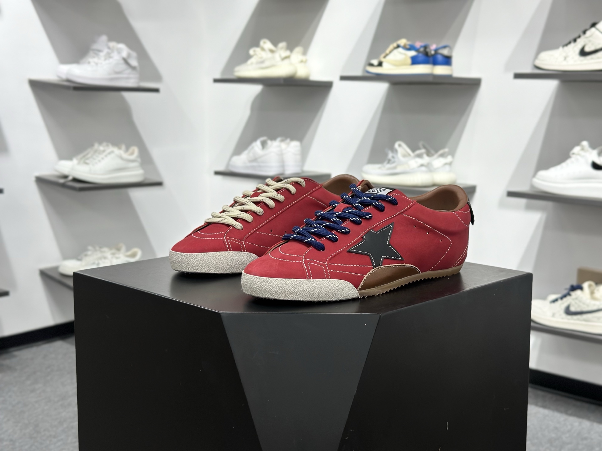 Golden Goose True Star