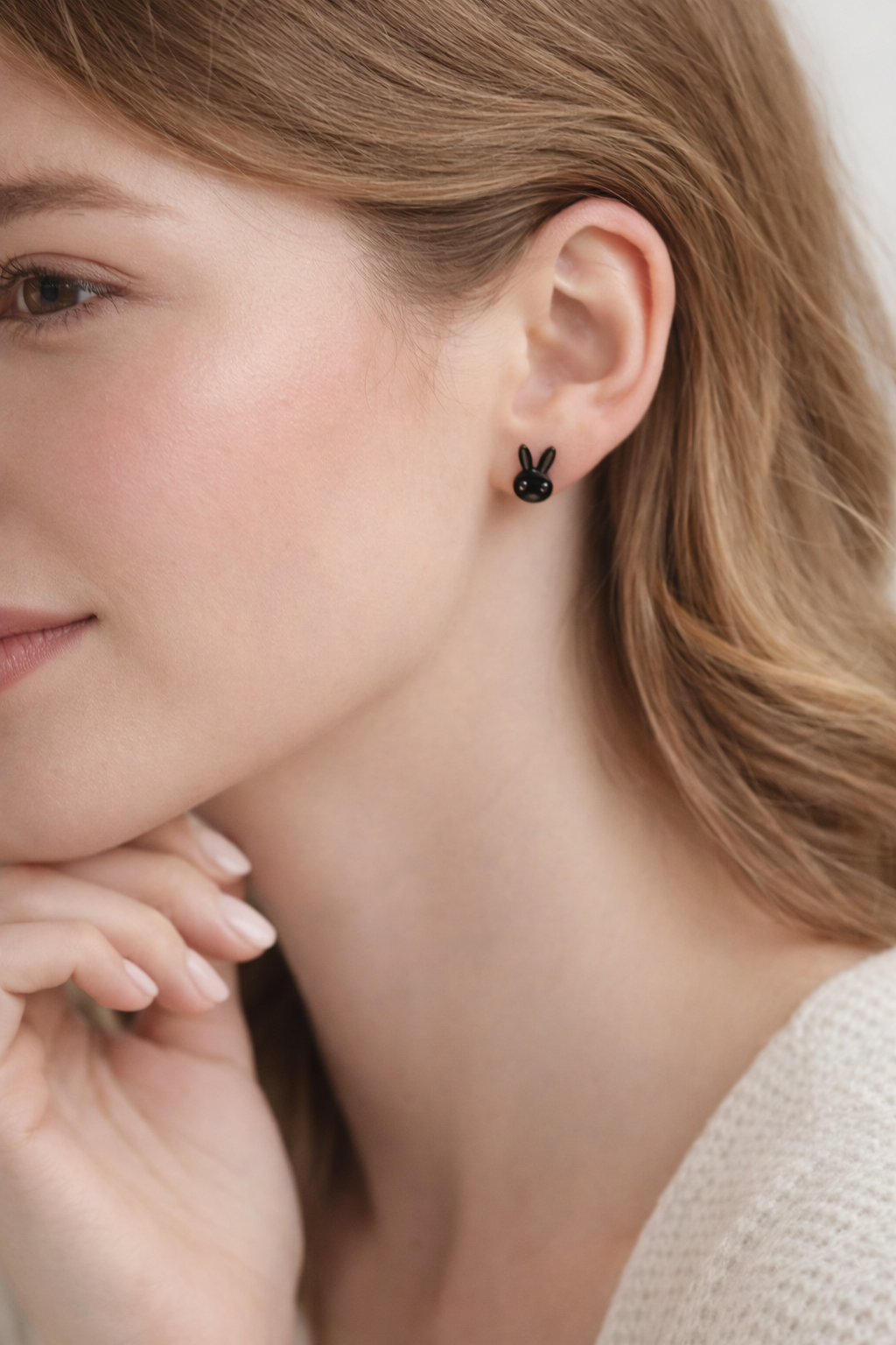 Nnu Bunny Hop Stud Earrings