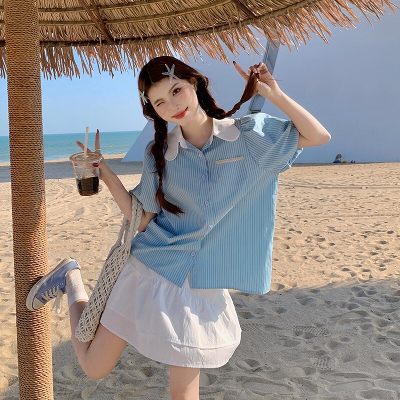 B298(8159衣) 韩系小清新减龄娃娃领直纹蓝上衣 