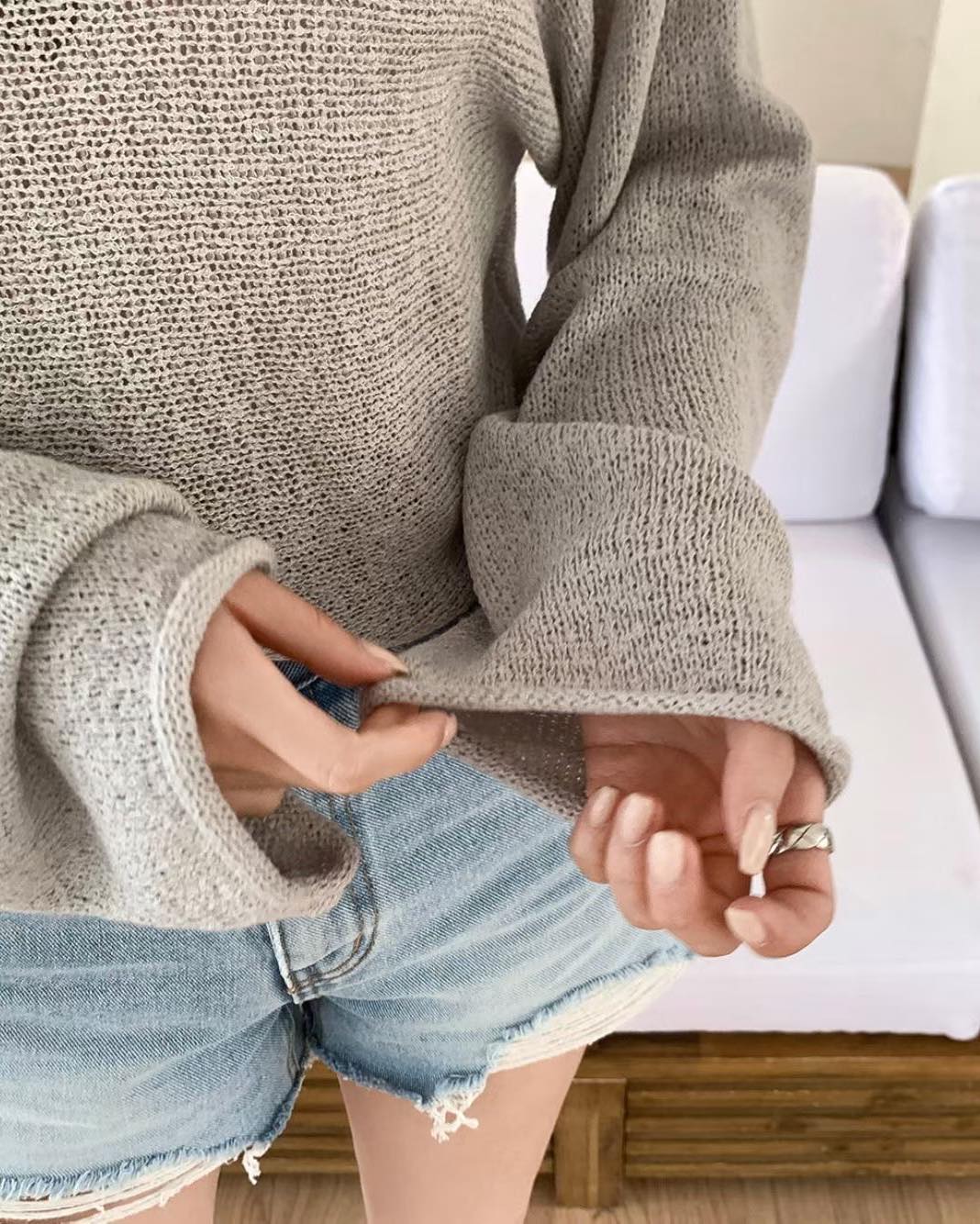 淨色大領針織Top