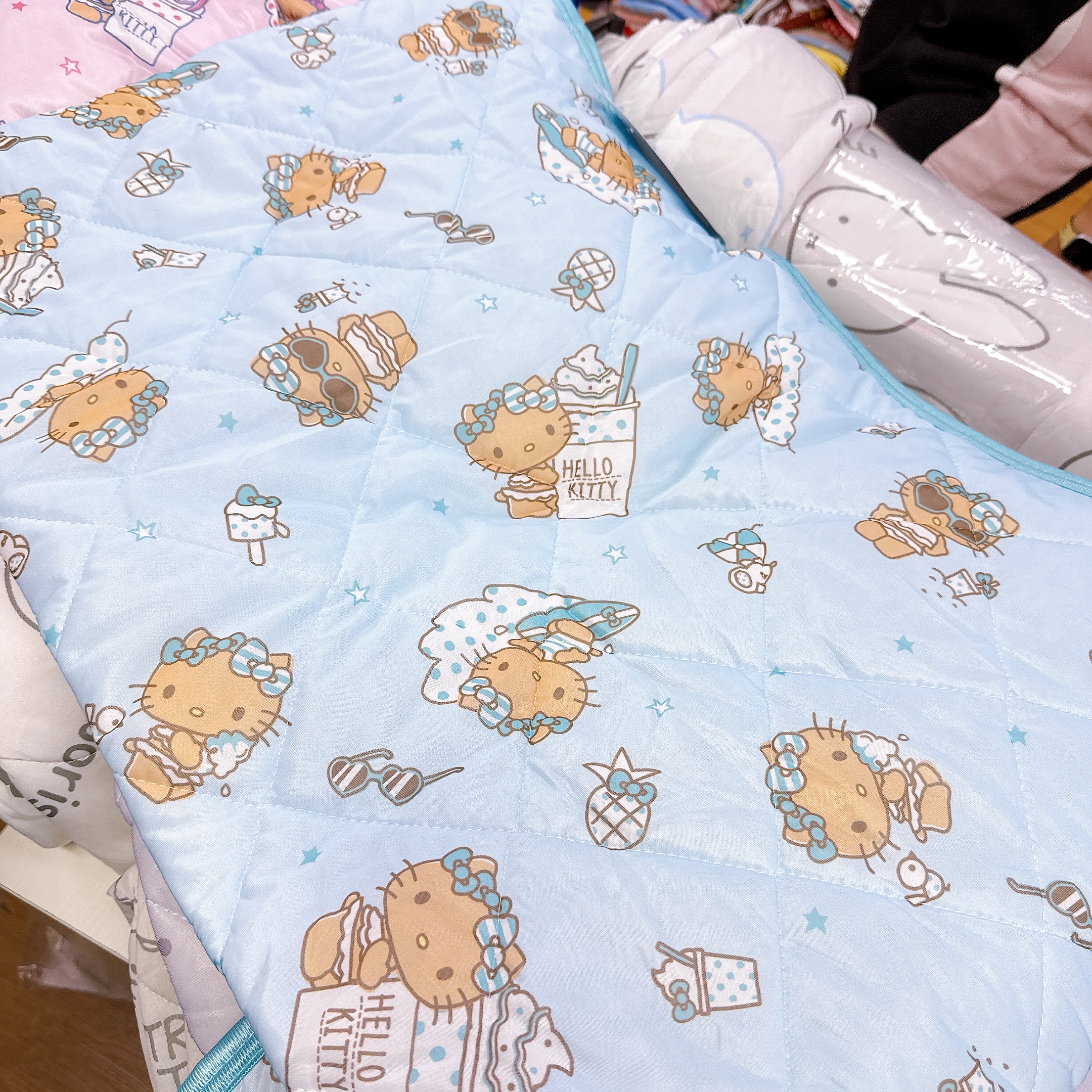 日本直送Hello Kitty Snoopy Kuromi冷感床墊205×100 cm