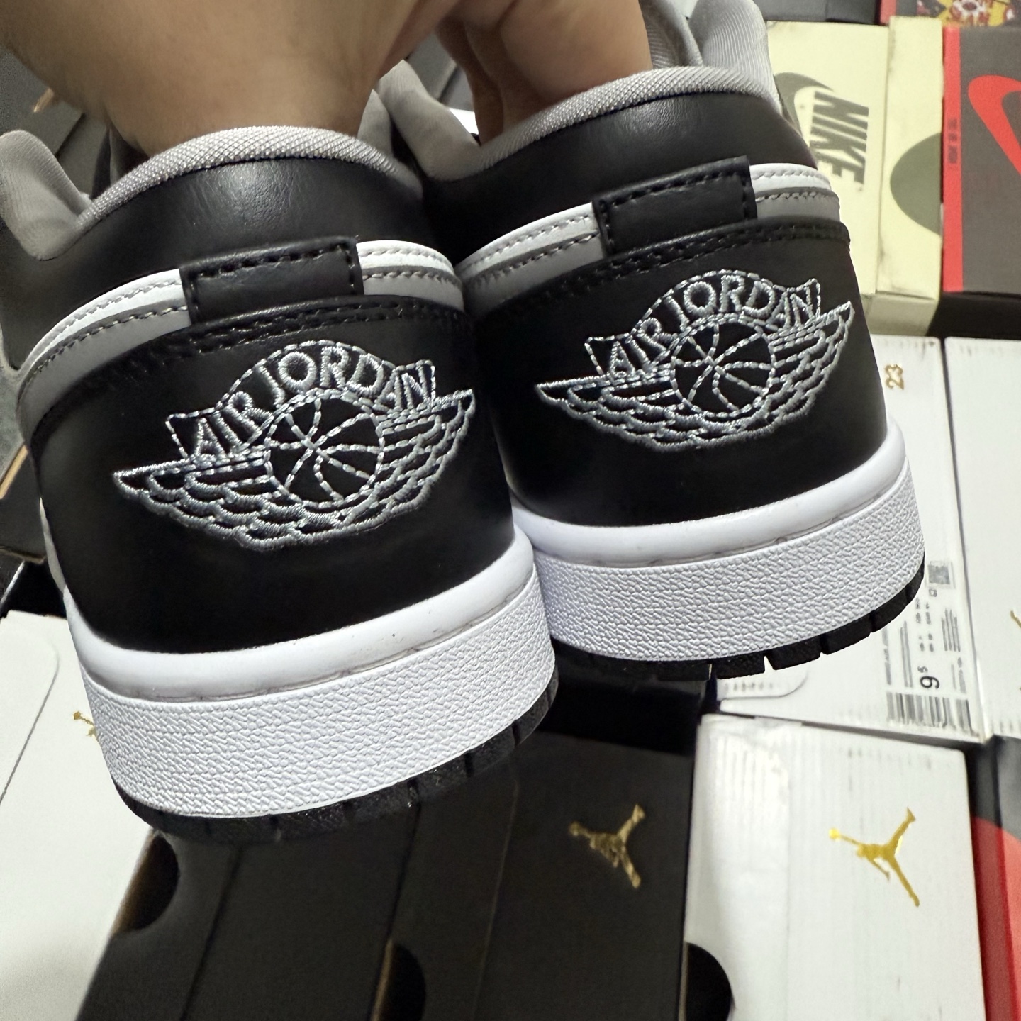 Nike Jordan 1 Low Black Light Smoke Grey Gym Red 553558-040