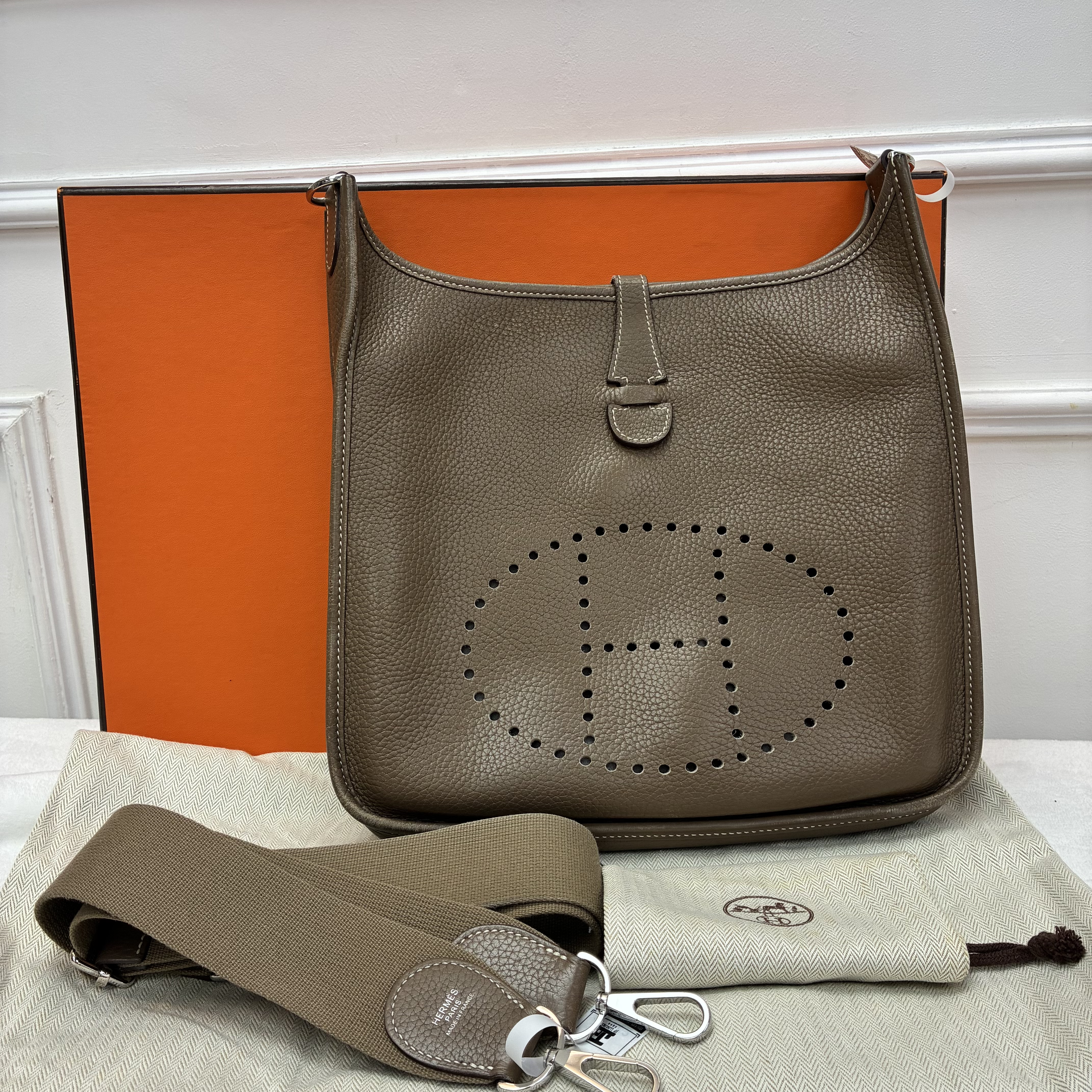 Hermes Evelyne 29 送內格